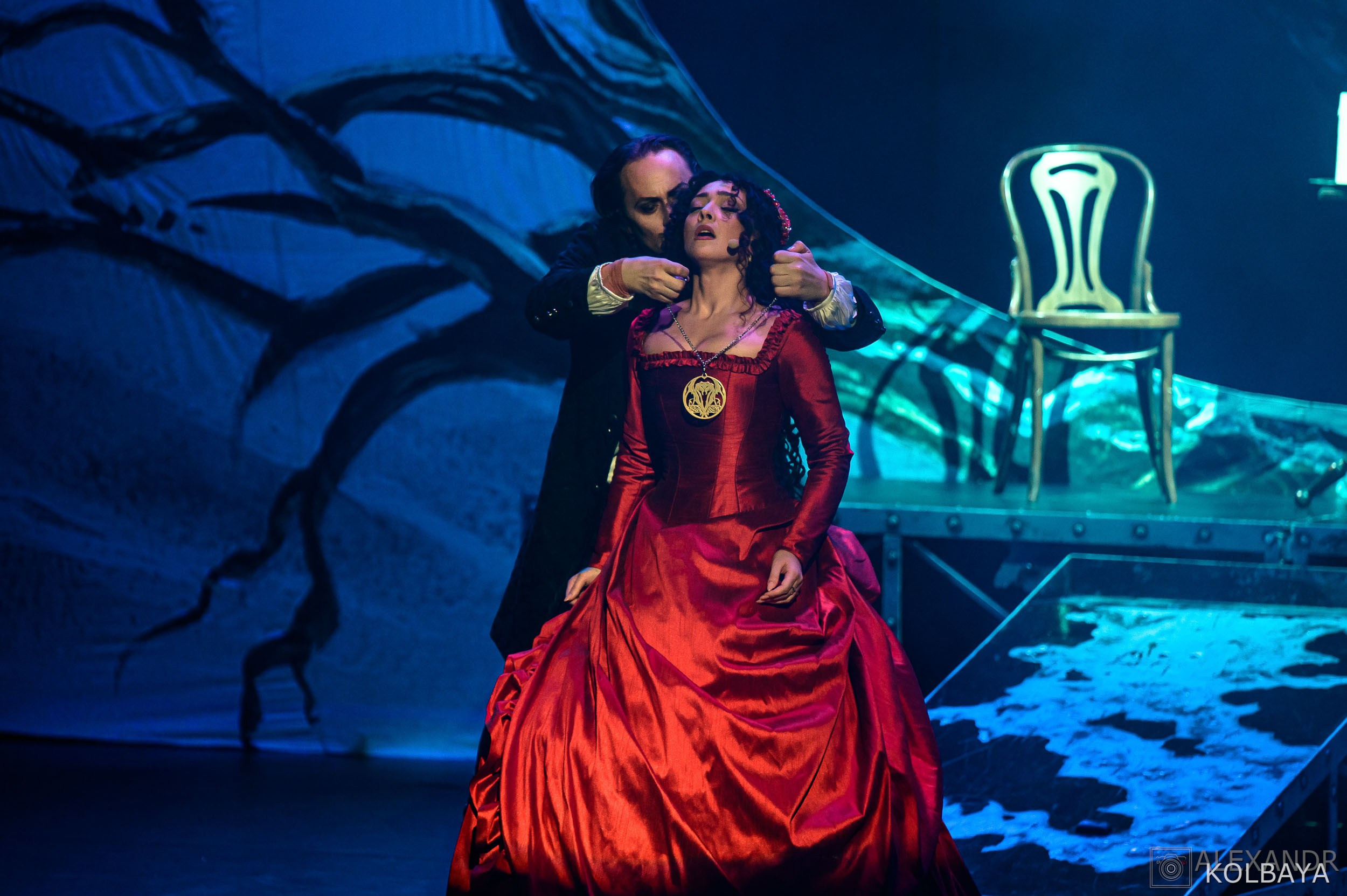 Мюзикл Дракула. Концертный и театральный репортажный фотограф в Москве Александр Колбая