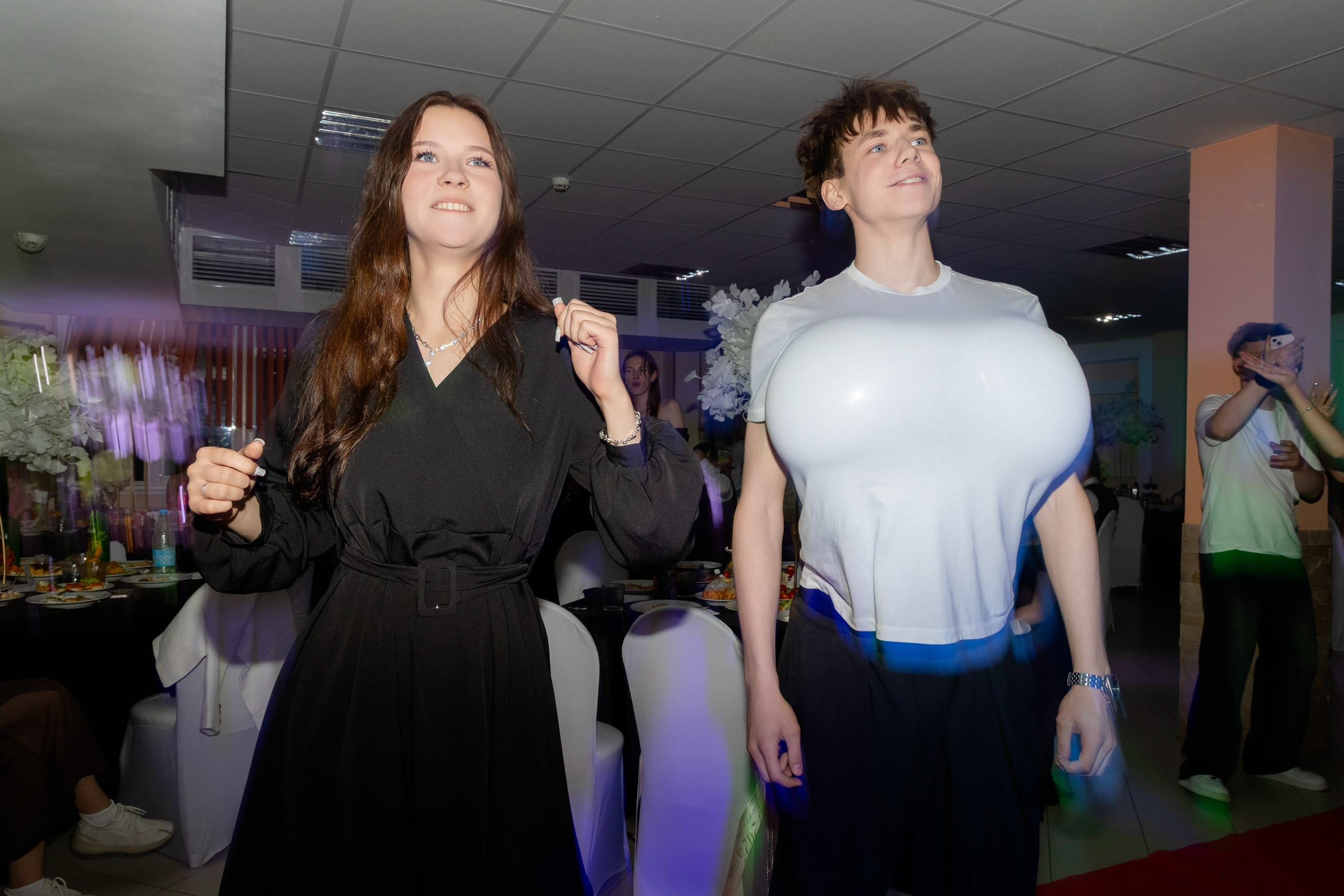 Школьный выпускной 2025 год в Минске, Беларуси. Свадебный фотограф в Минске/Беларуси Сергей Спиридонов