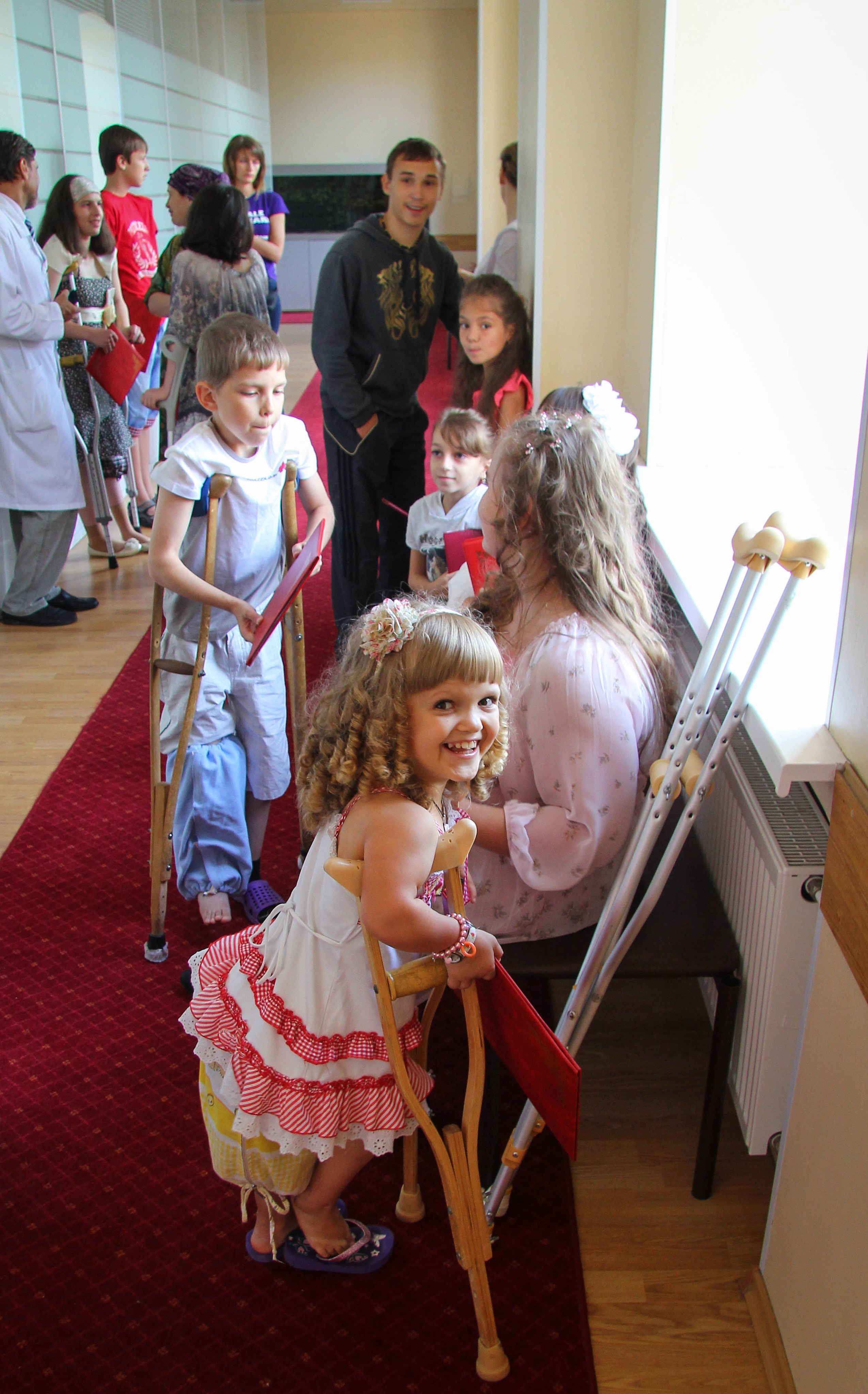 2013. Стрит-фотография, полная абсурда, идиотизма и красоты