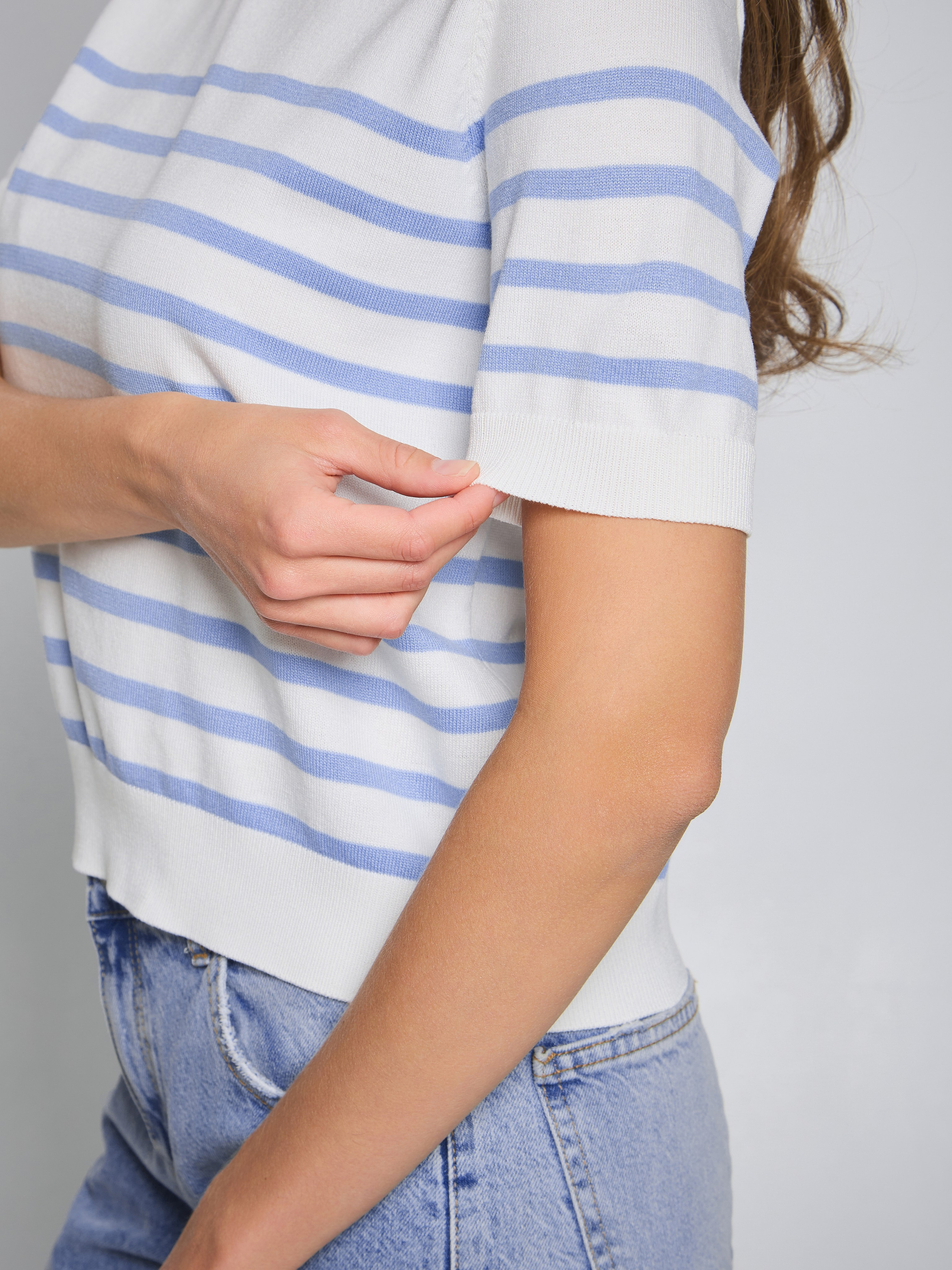 Одежда для маркетплейсов. Фотограф Руслан Потапов в Краснодаре