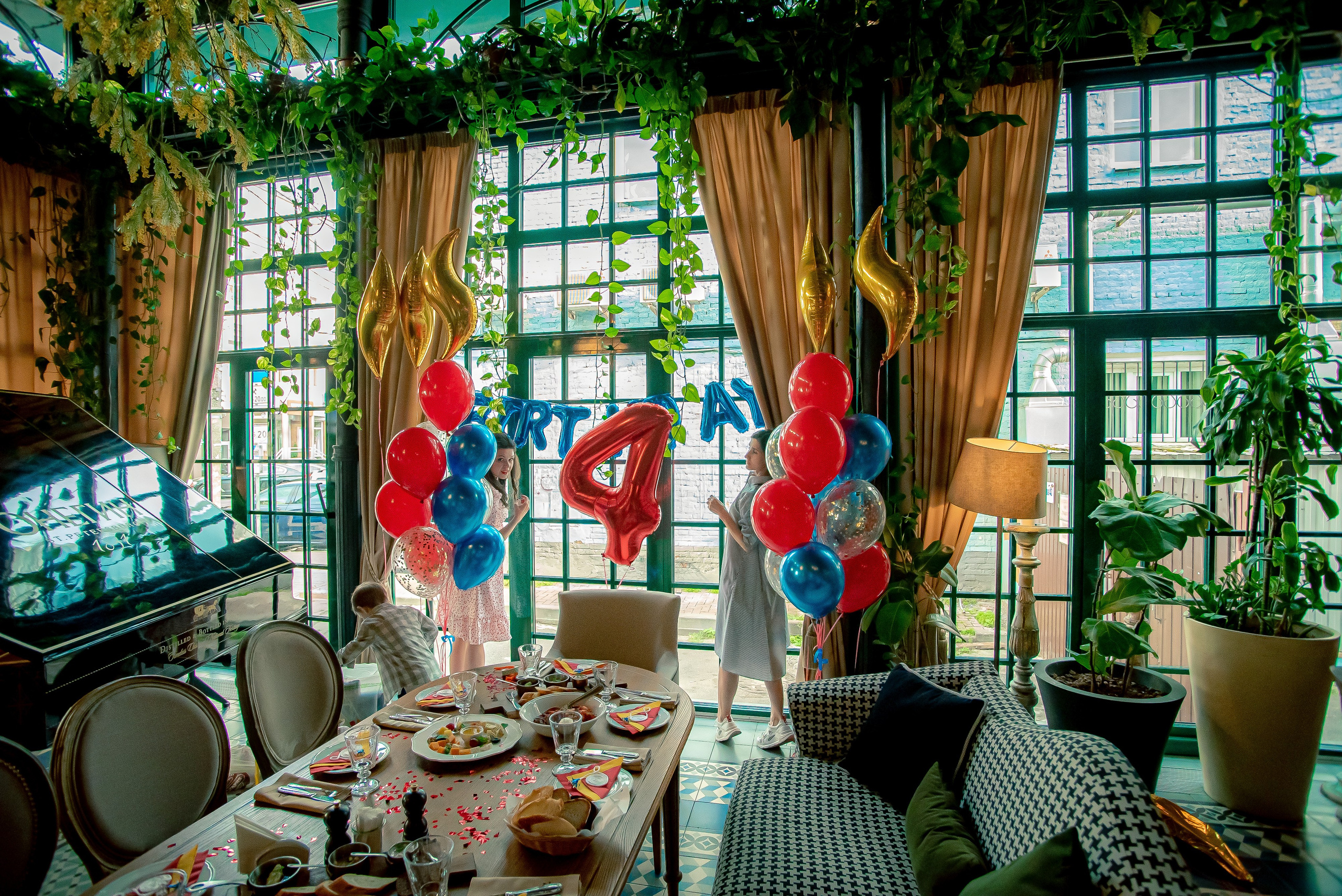 День Рожденья. Max Matvich and Victoria Basova are professionals in their field