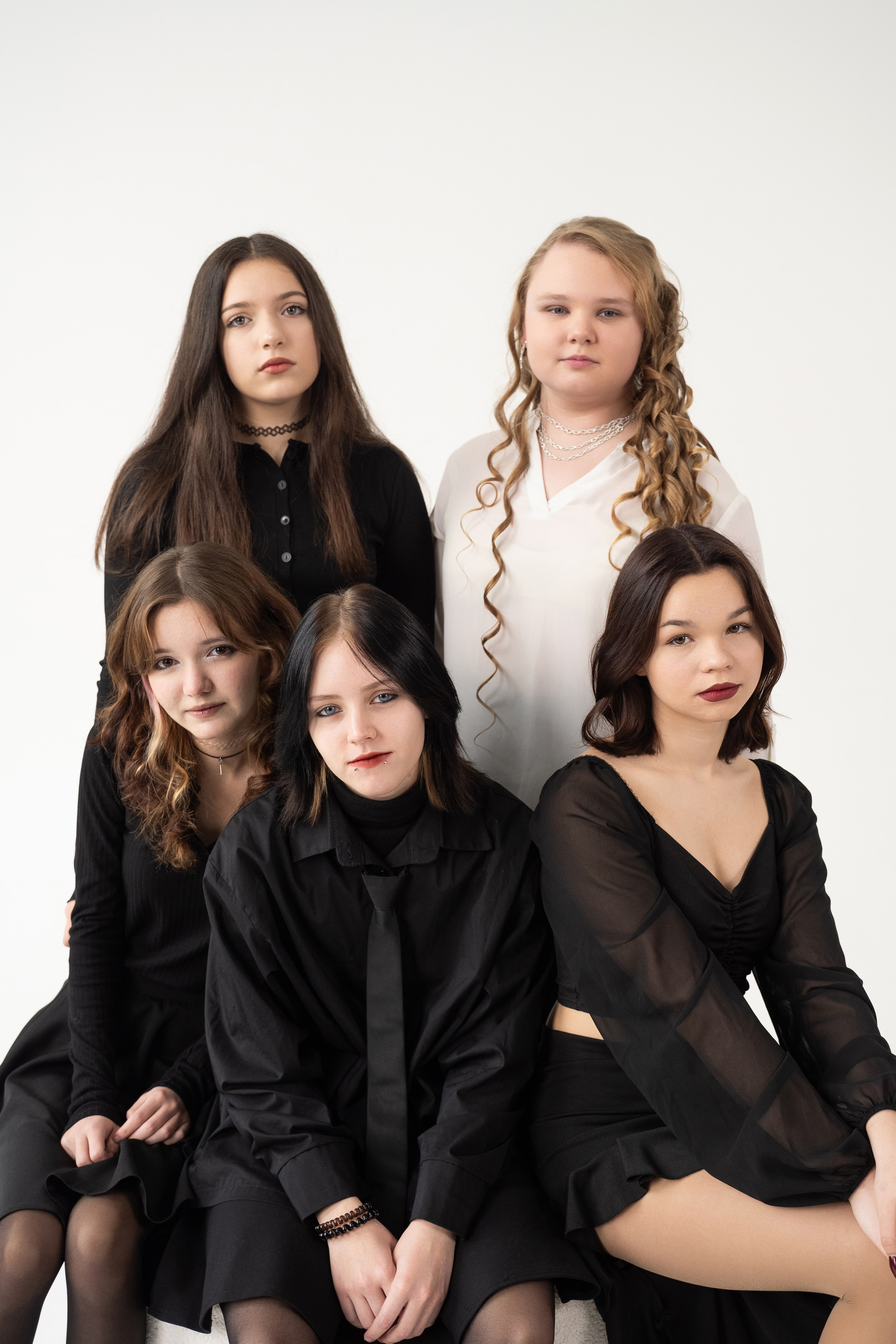 ВЫПУСКНИКИ 9 КЛАСС. МАРГАРИТА КУДРЯШОВА СВАДЕБНЫЙ И СЕМЕЙНЫЙ ФОТОГРАФ ТВЕРЬ МОСКВА