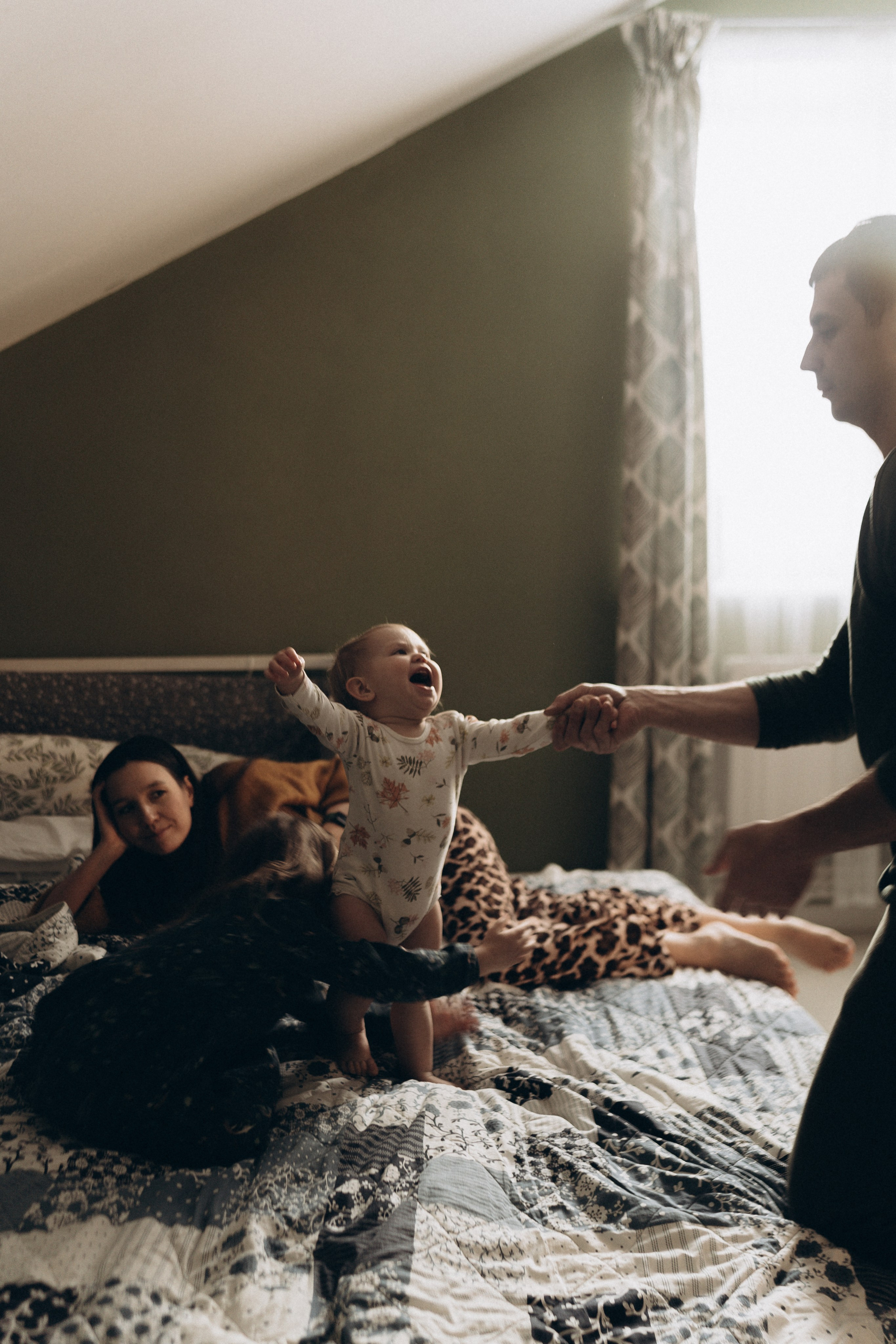 Роззи, Майкл, Лира и Яна. Семейный и домашний фотограф в Уфе Ирина Гарасюта