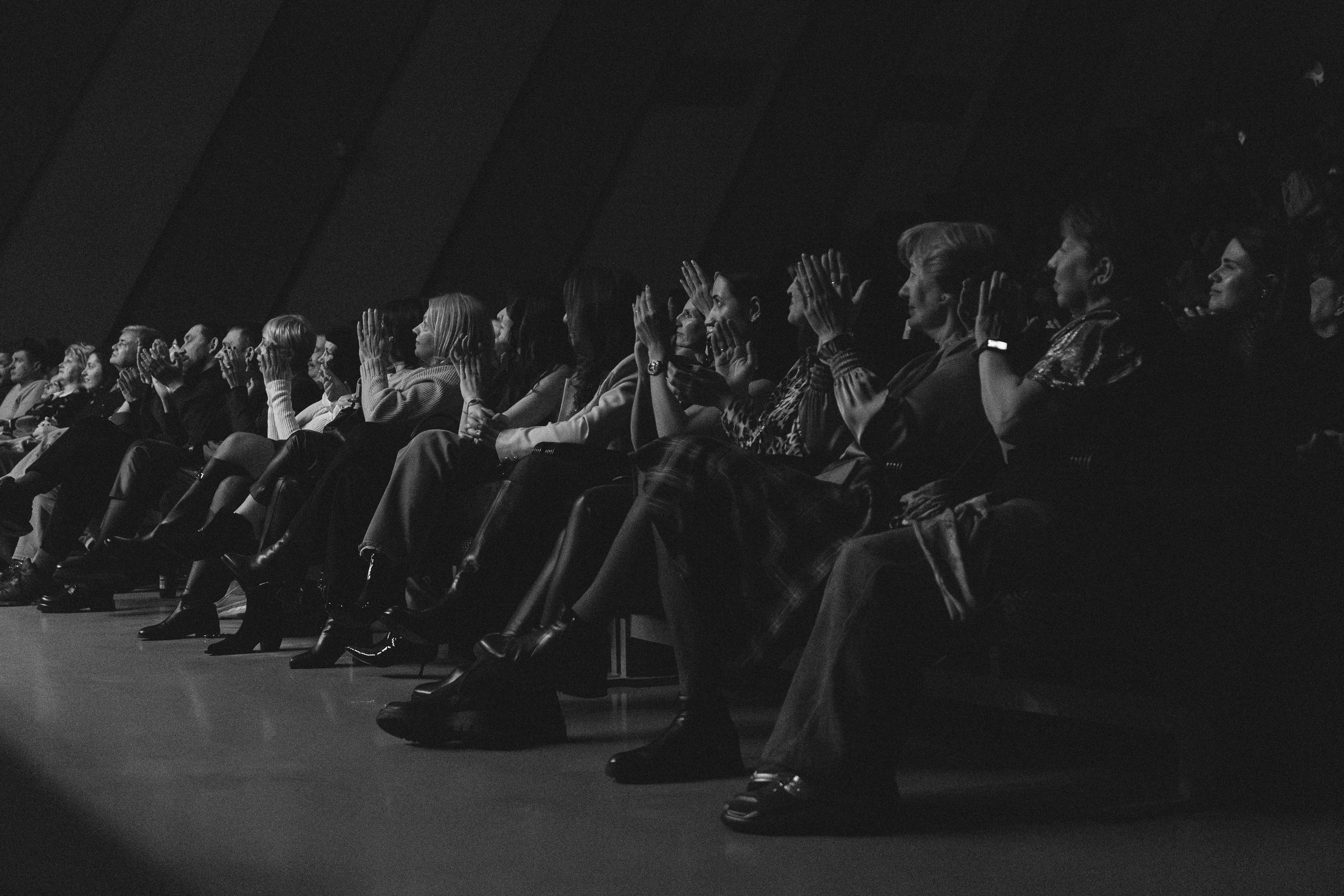 Сосо Павлиашвили в Красноярске 19.02.26. Фотограф Красноярск съемки лавстори, фотосессия в студии, портретная съемка, творческие фотосессии