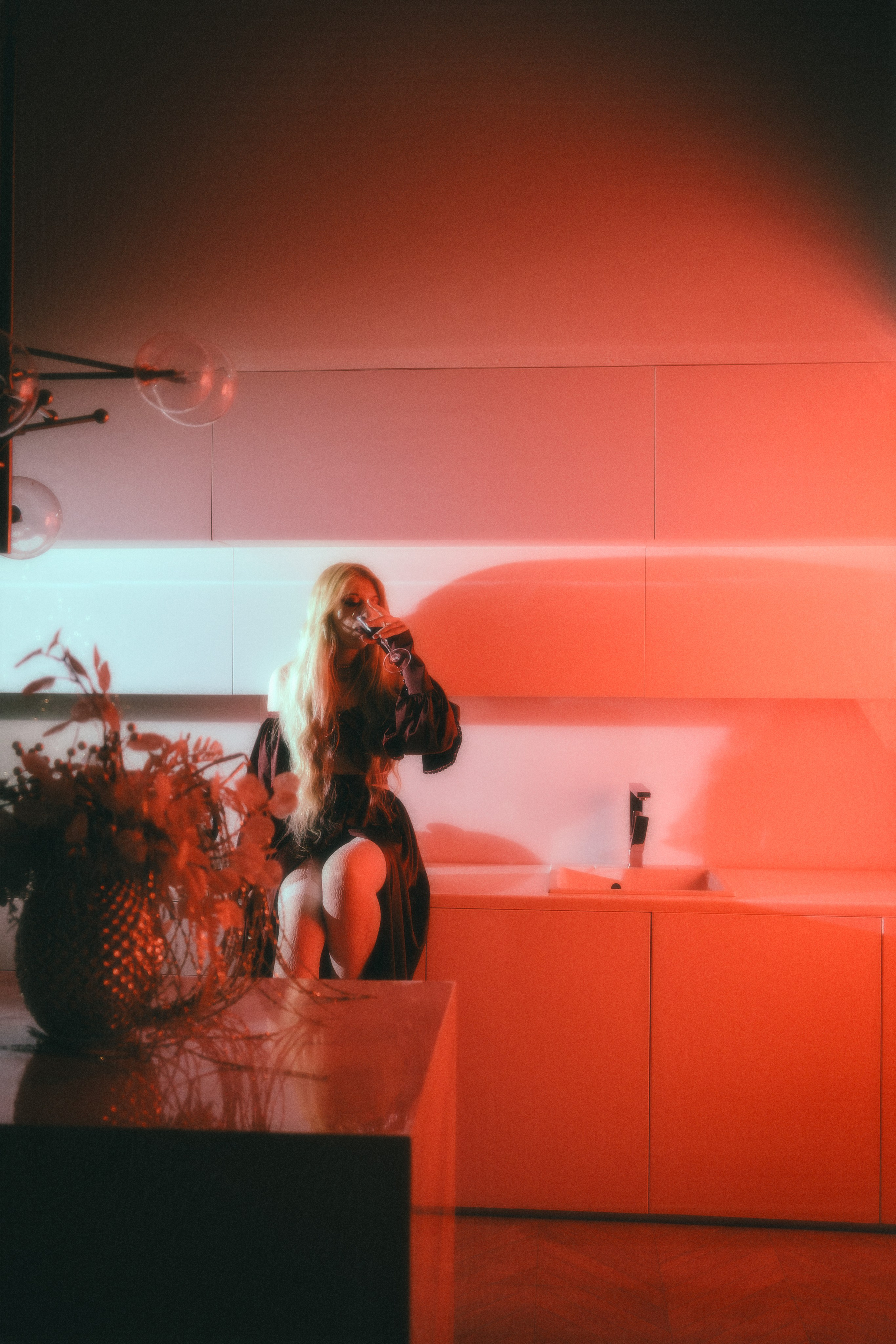 Дарина — алкогольная съёмка. Фотограф в Москве Максим Скоробогатов