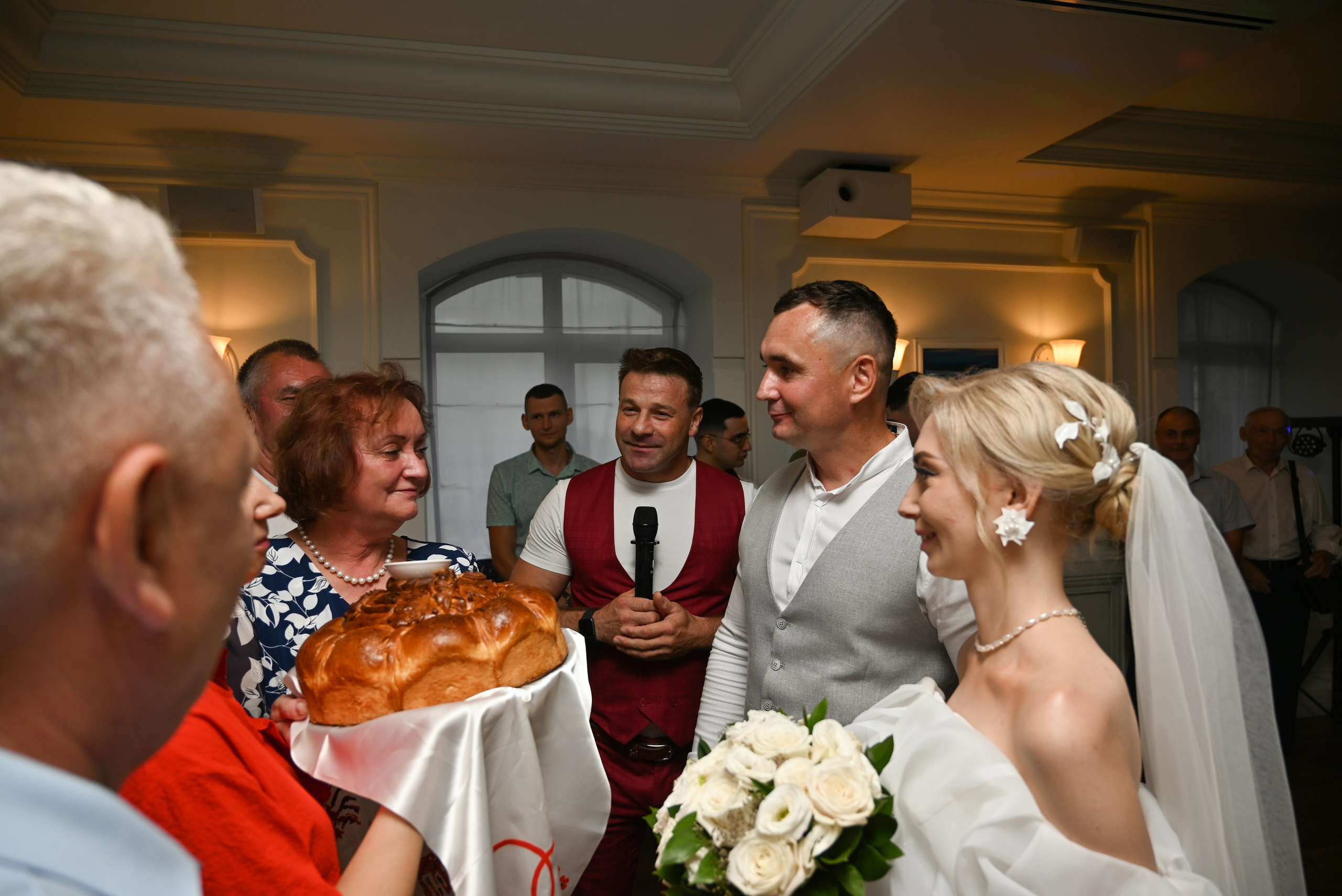 Свадьба Оксаны и Юры (Регистрация брака, прогулка и банкет). Свадебный и семейный фотограф в Хабаровске Оксана Новикова