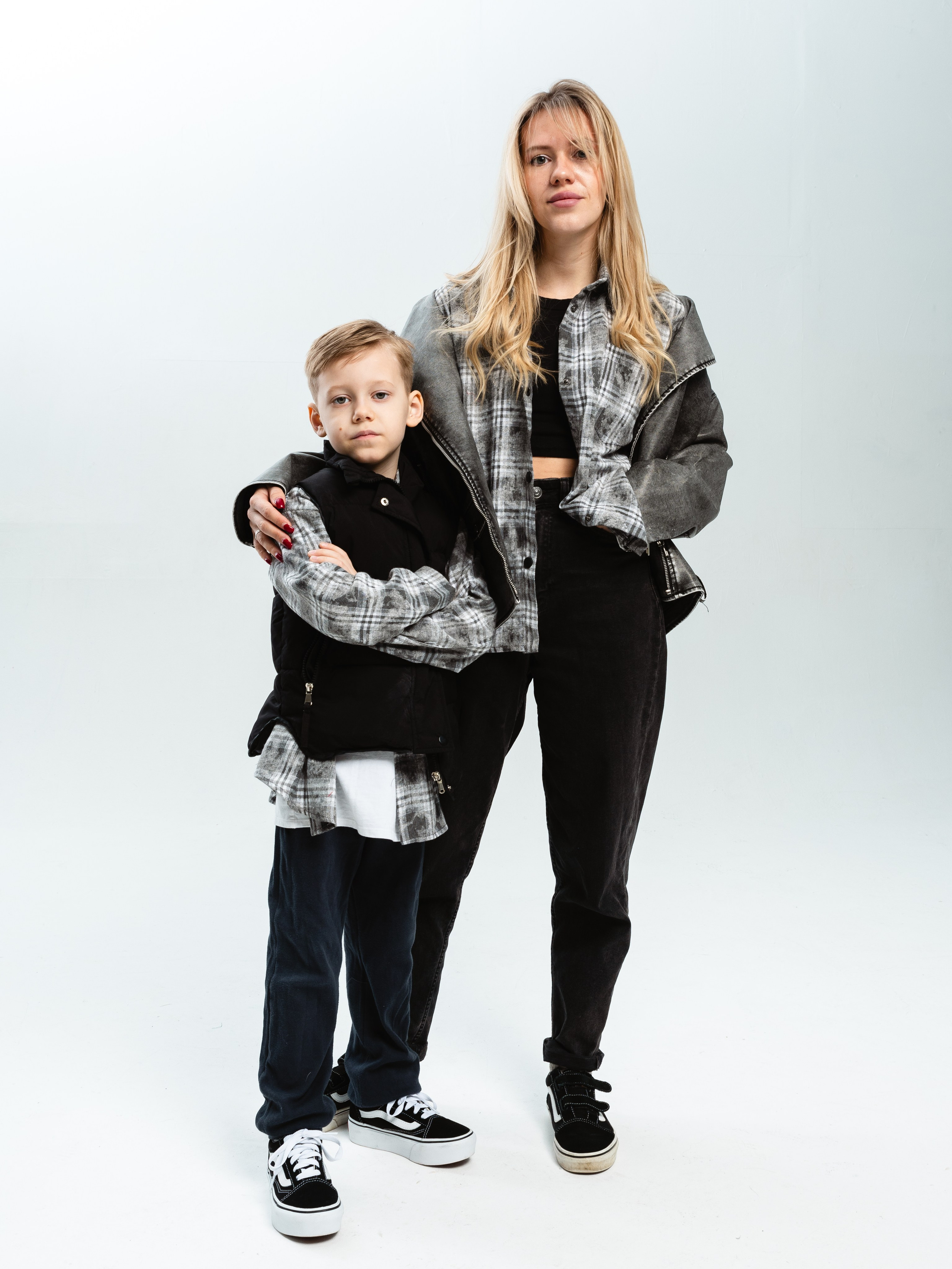 Tiny Bestie костюмы. Фотограф Иван Косарев