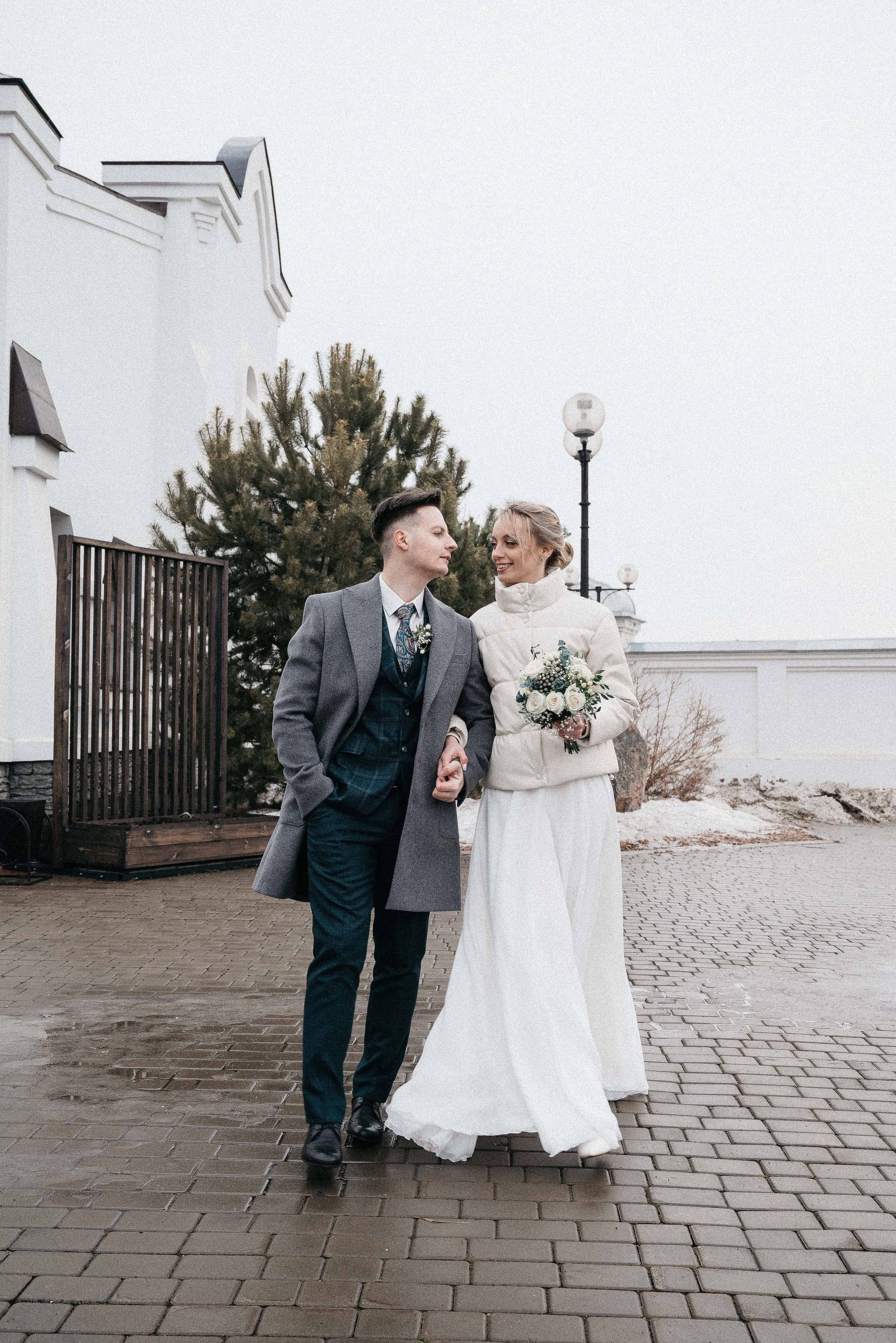 Артем и Галя. Тамара Власова