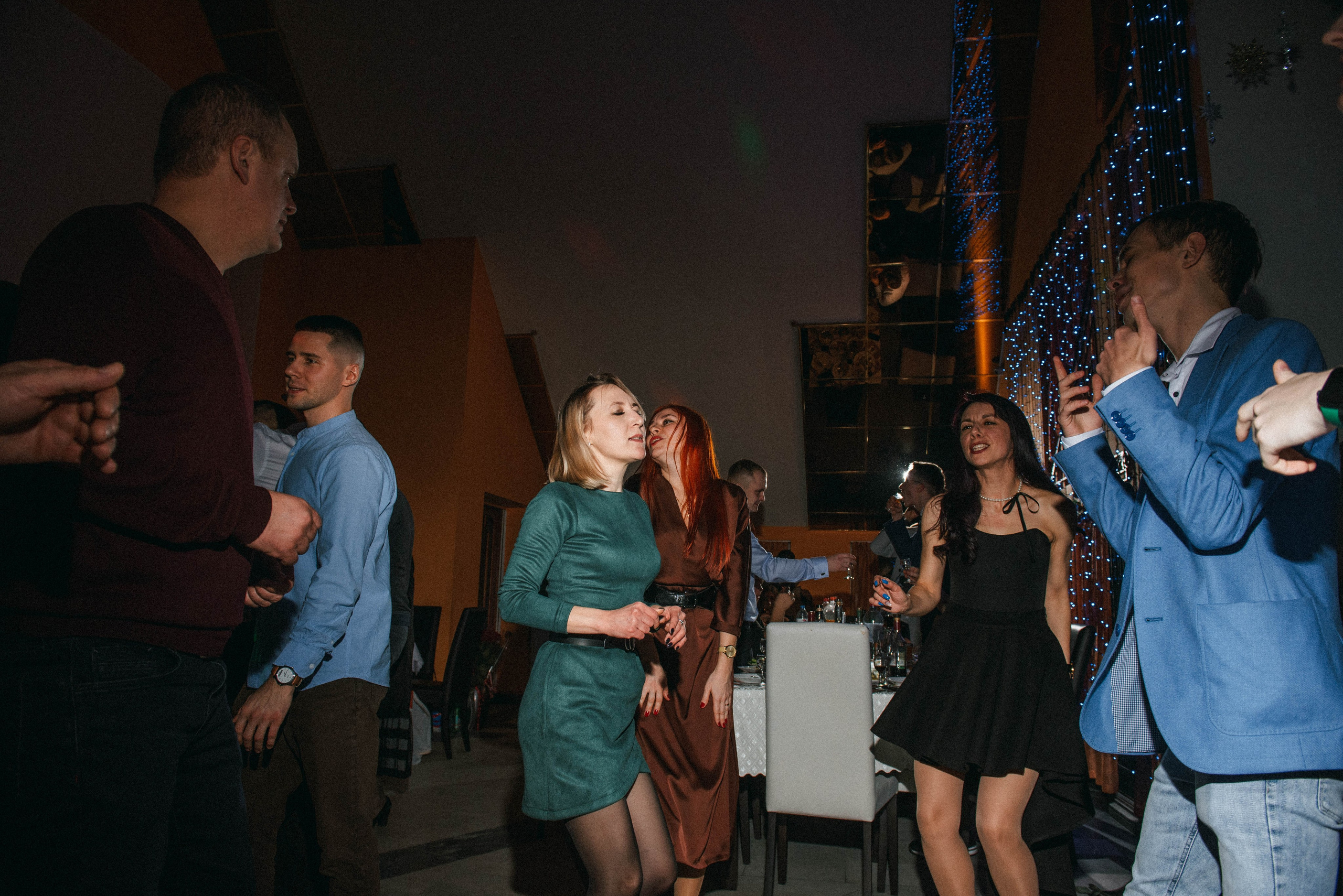 Корпоративная тусовочка. Свадебный фотограф — фотограф на свадьбу в Воронеже — Свадебное фото