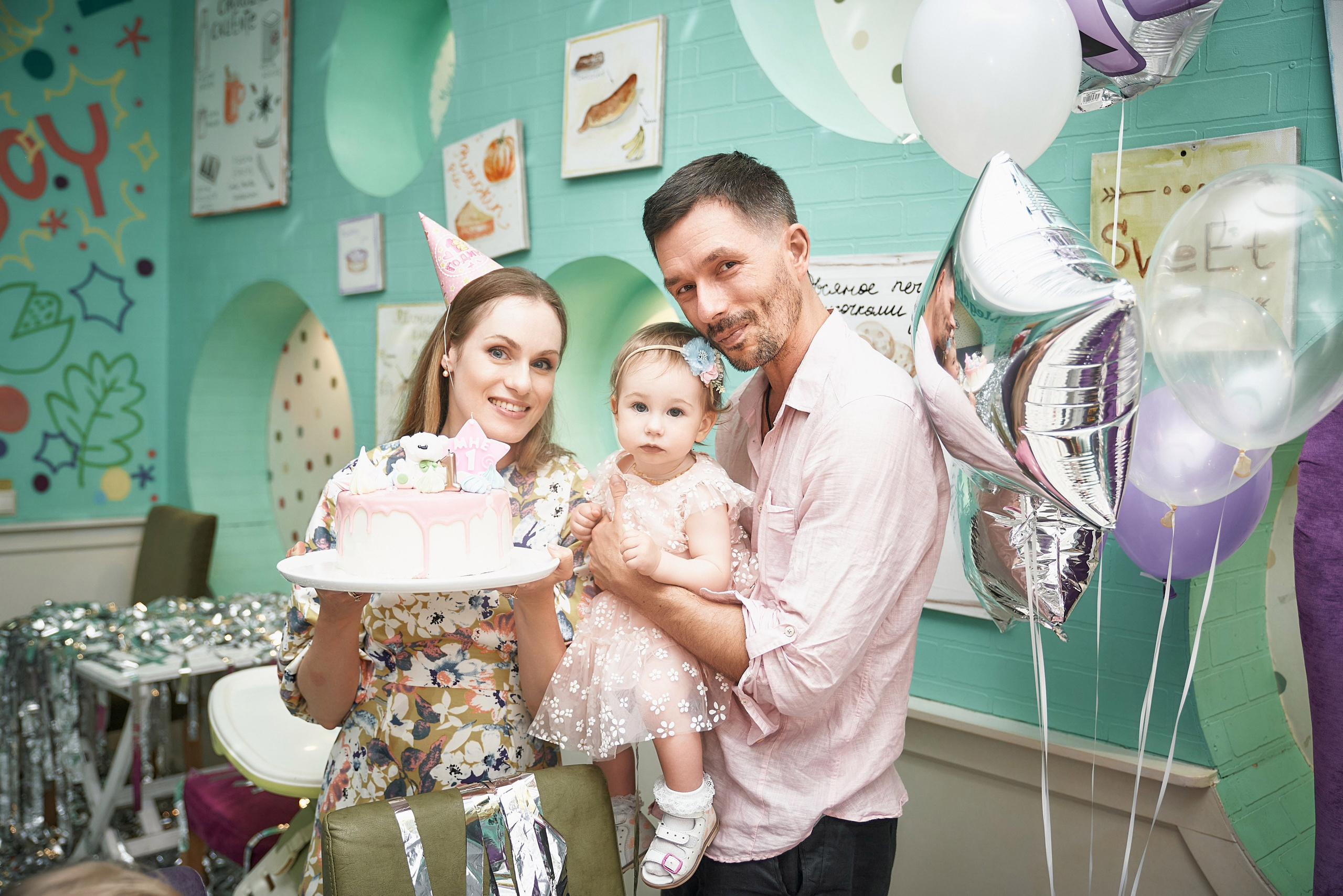 Детская Фотосессия в кафе Андерсон — день рожденье, 1 годик