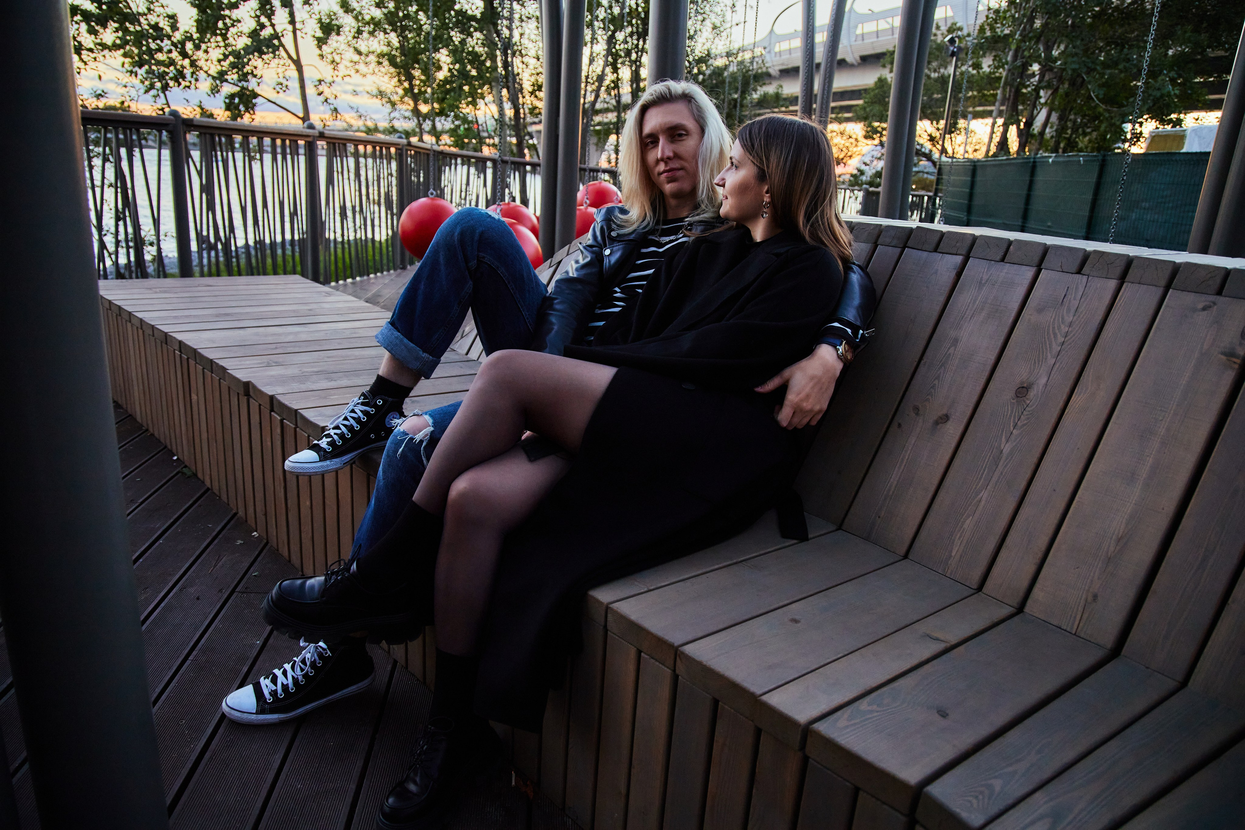 Полина и Рома, финский залив. Репортажный фотограф Алёна Кантемирова