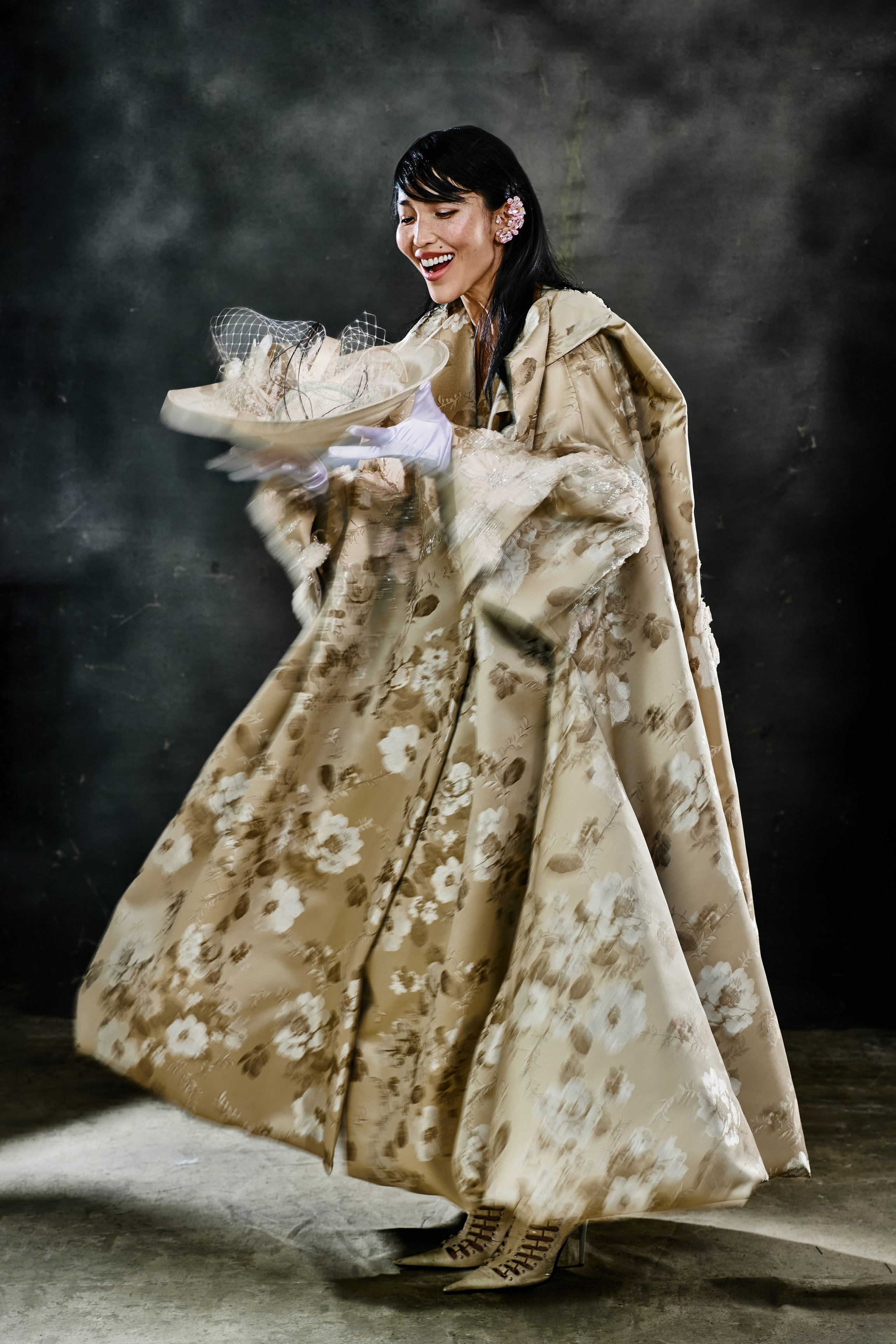 DARINA ERVIN x RUSSIAN BRANDS. TUTSARKIS — Art Director | Stylist | Photographer