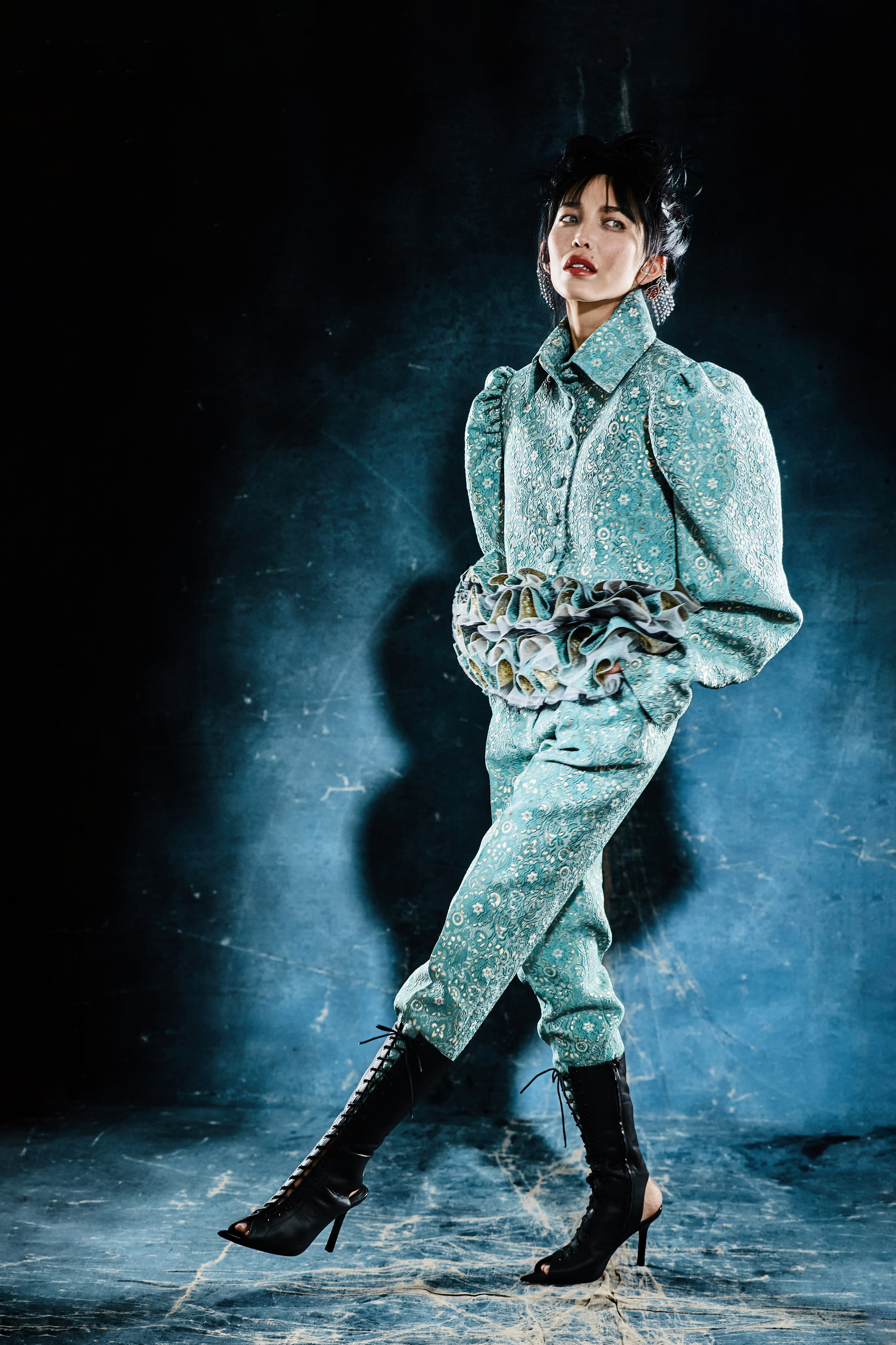 DARINA ERVIN x RUSSIAN BRANDS. TUTSARKIS — Art Director | Stylist | Photographer
