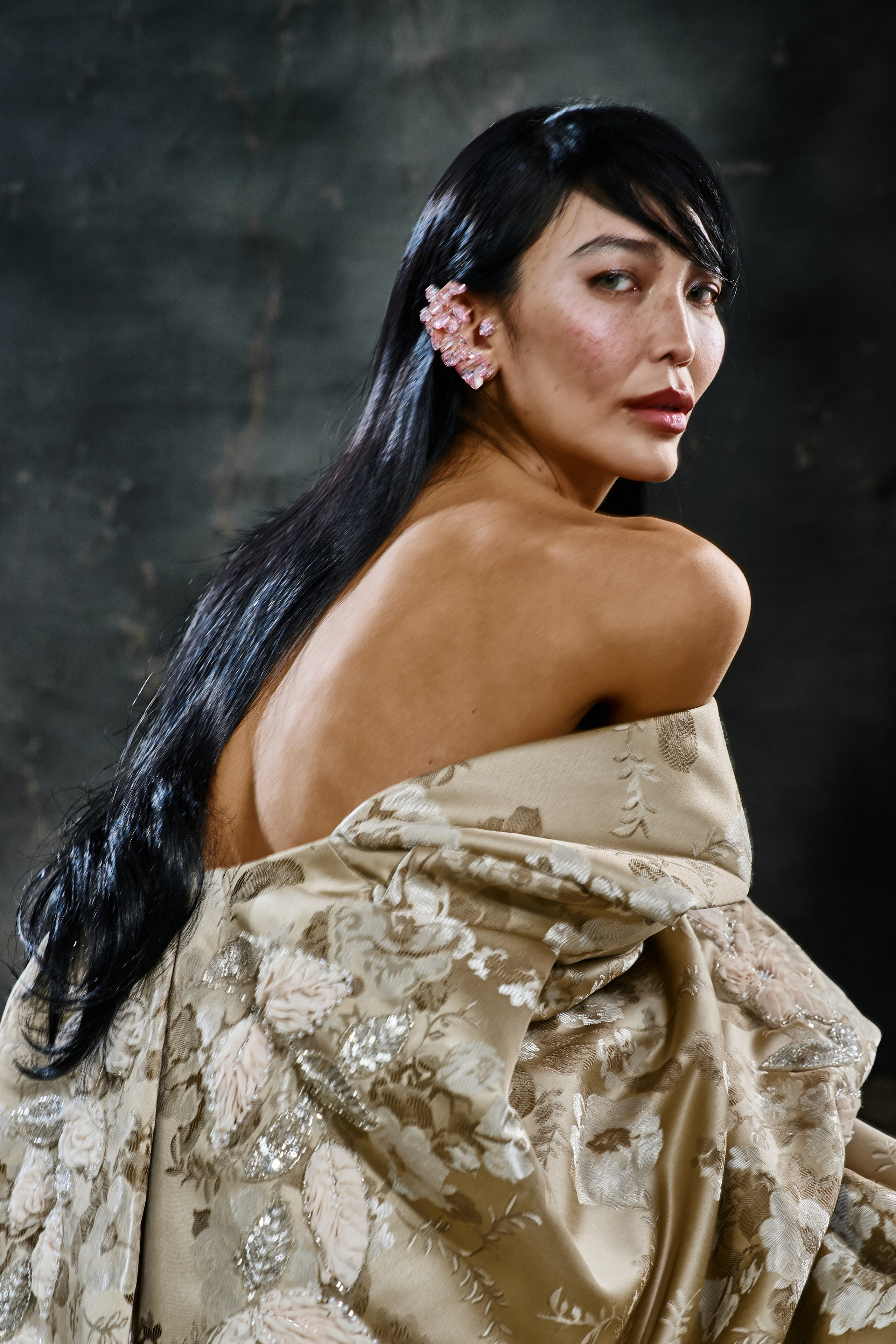 DARINA ERVIN x RUSSIAN BRANDS. TUTSARKIS — Art Director | Stylist | Photographer