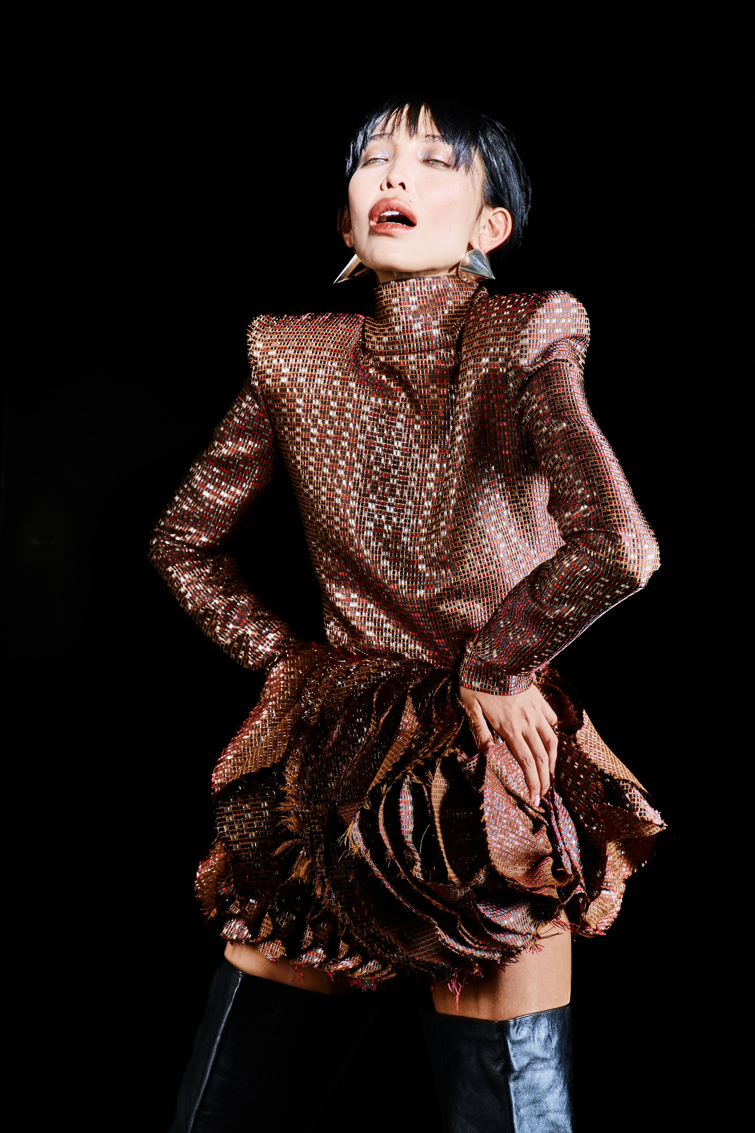 DARINA ERVIN x RUSSIAN BRANDS. TUTSARKIS — Art Director | Stylist | Photographer