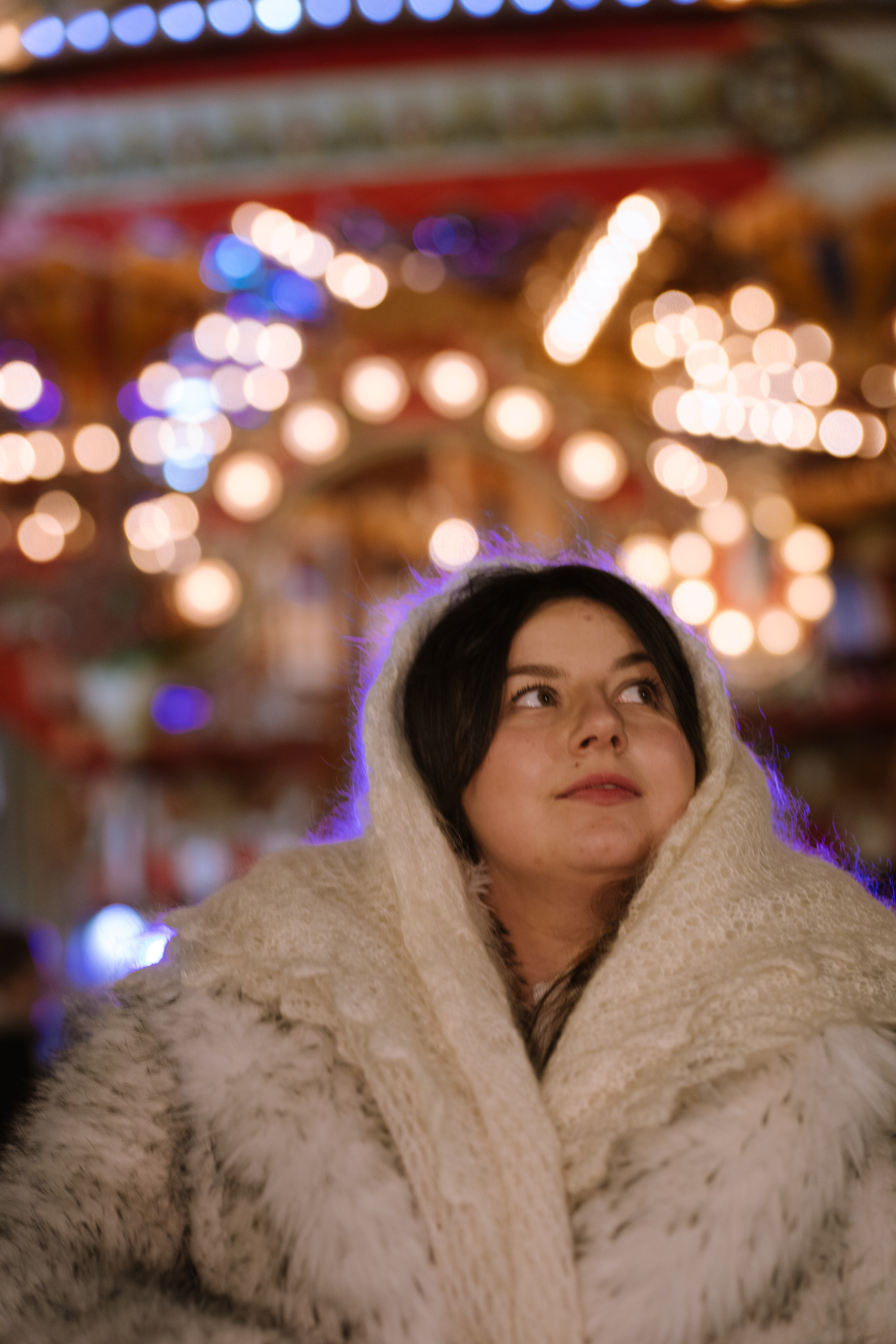 ПРОГУЛКА НА МАНЕЖНОЙ ПЛОЩАДИ ДЛЯ ДЕВУШКИ ПЕРЕД НОВЫМ ГОДОМ (НОВОГОДНЯЯ ФОТОСЕССИИЯ НА МАНЕЖНОЙ ПЛОЩАДИ). Профессиональный фотограф, Санкт-Петербург — Виктория Богомолова