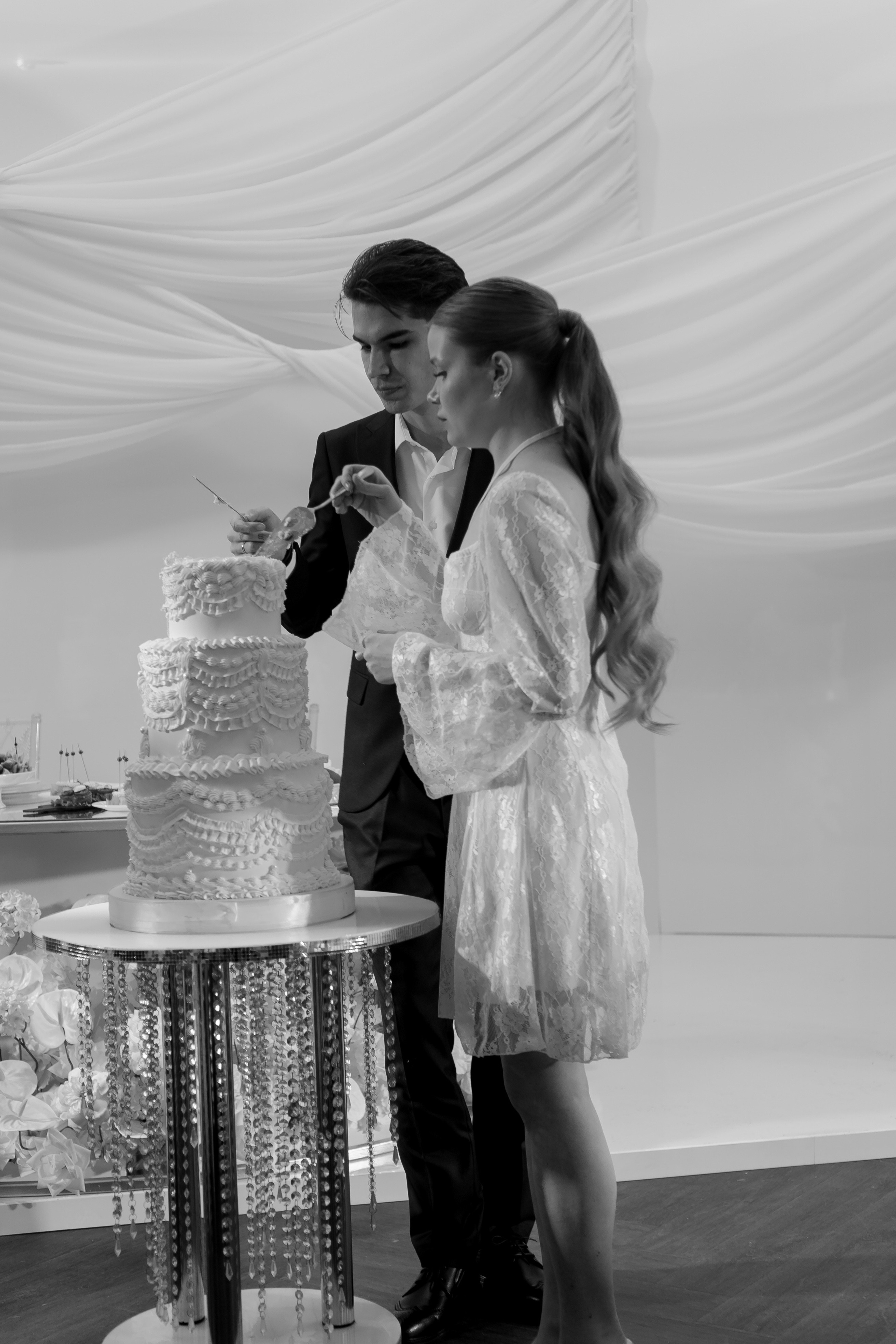 СВАДЕБНАЯ СЬЕМКА СБОРОВ В ОТЕЛЕ И ВЫЕЗД НА ЦЕРЕМОНИЮ (СНЯТО В СИБИРЕ В НИЖНЕВАРТОВСКЕ). Профессиональный фотограф, Санкт-Петербург — Виктория Богомолова