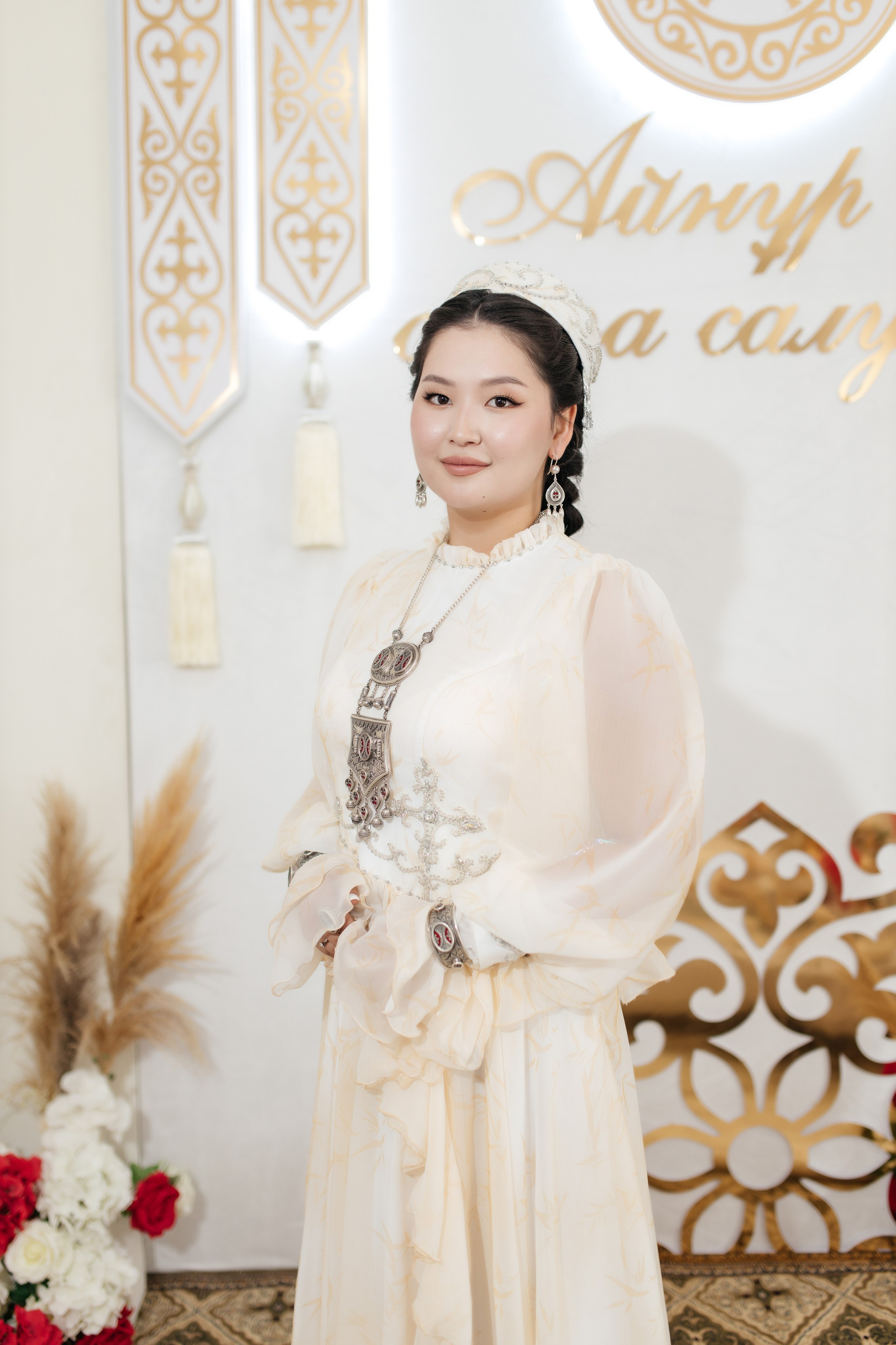 Aynur — syrğa salu. Wedding and Love story Photographer