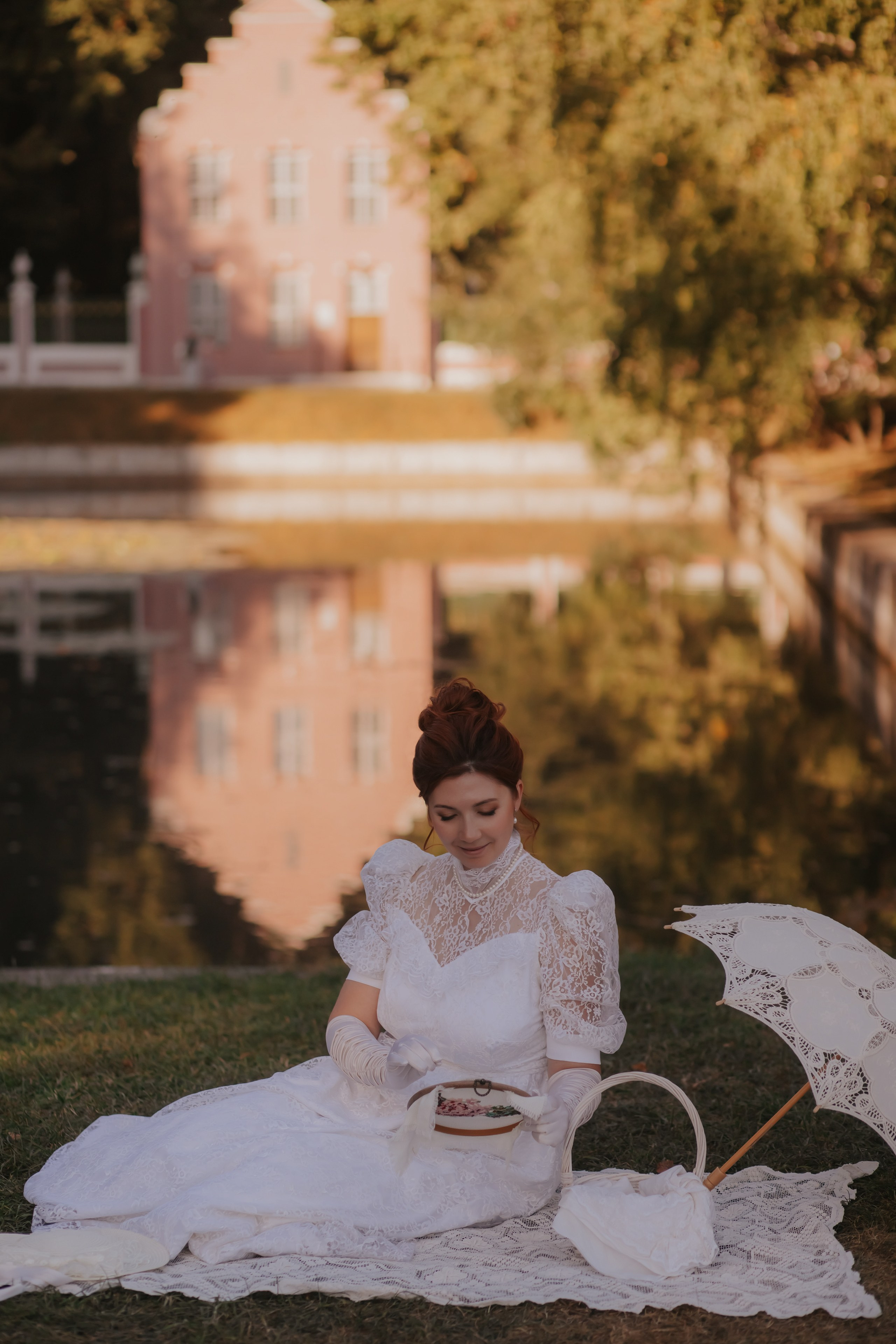 Мария. Тёплый сентябрь в Кусково. Художественная винтажная фотография