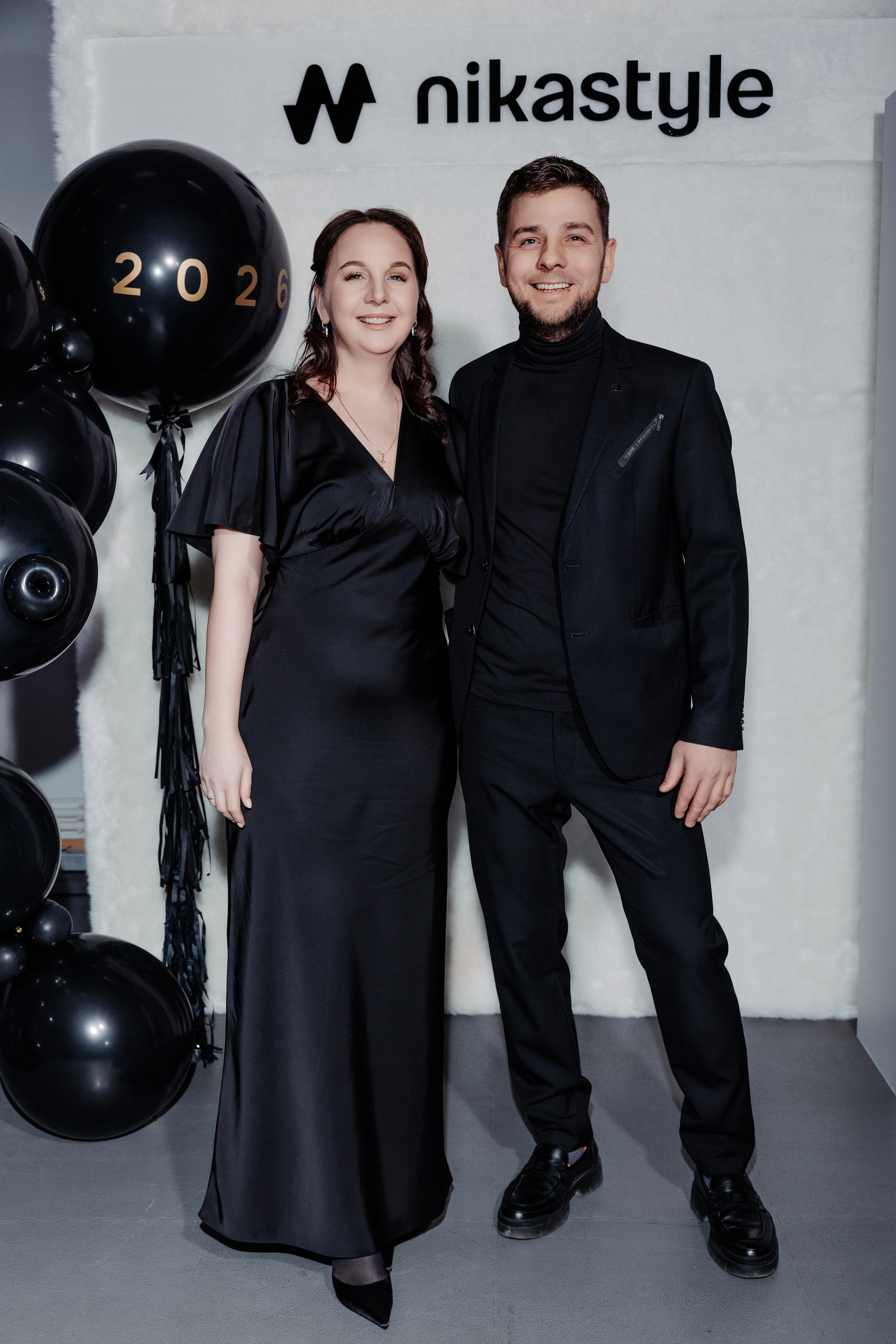 Анонс фото новогоднего корпоратива Nikastyle 2026 от фотографа во Владимире Евгений Топаз. Свадебный фотограф во Владимире Евгений Топаз