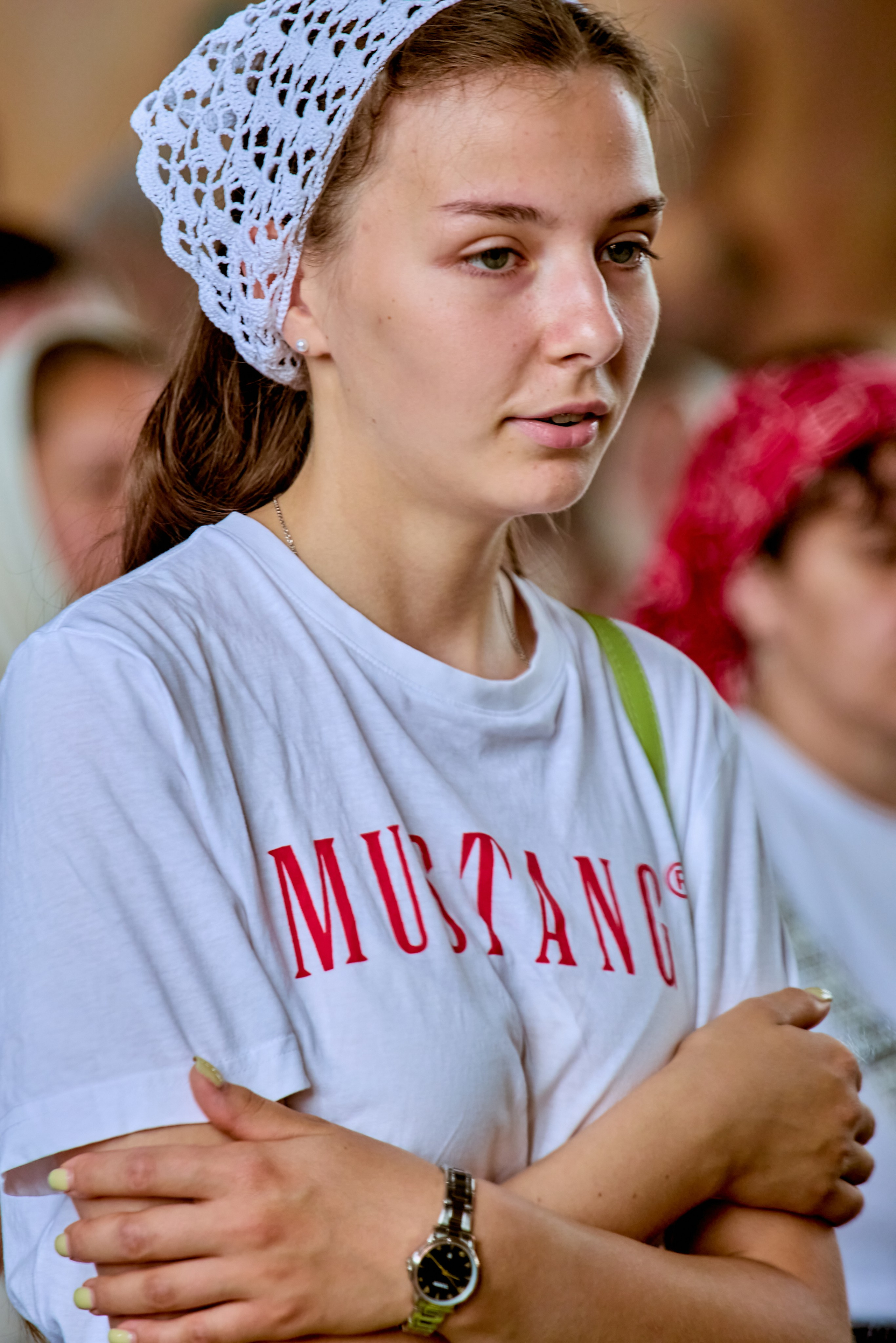 Портрет девушки в храме Преп Серафима Саровского г Дзержинск фото Николая Голованова фотограф Крещения и венчания