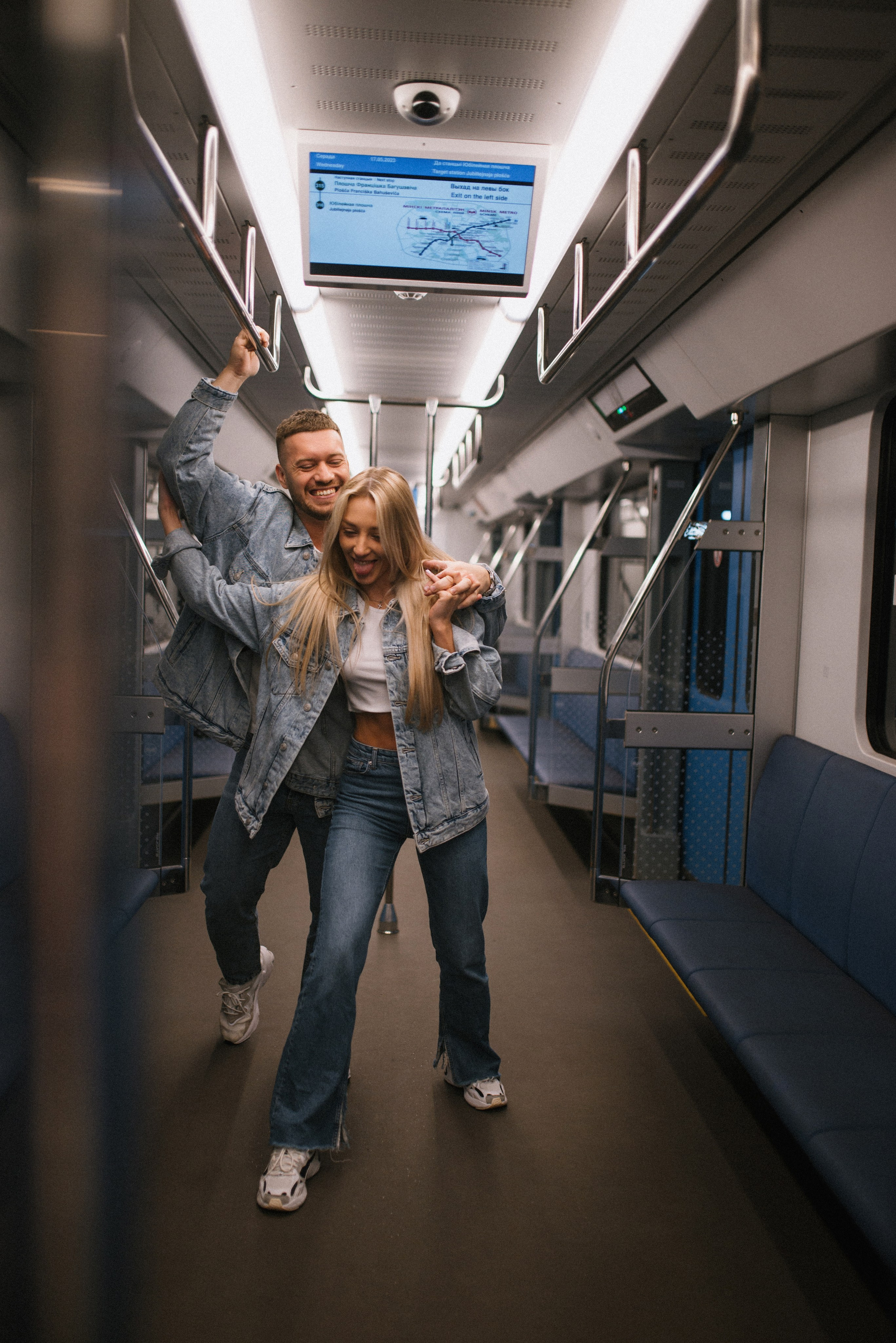 Пройдусь мурашками прямо по нам…. Свадебный фотограф в Минске и Санкт-Петербурге Вероника Аксенова