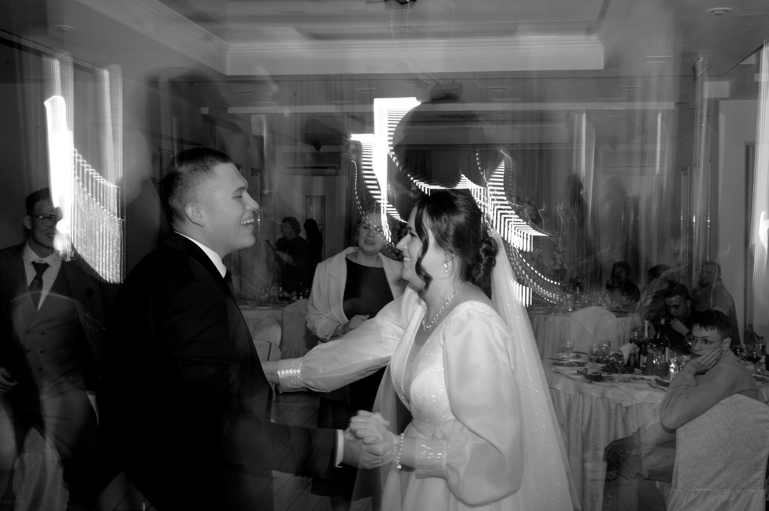 Денис и Валерия. Свадебный фотограф в Тюмени Анастасия Пономарева