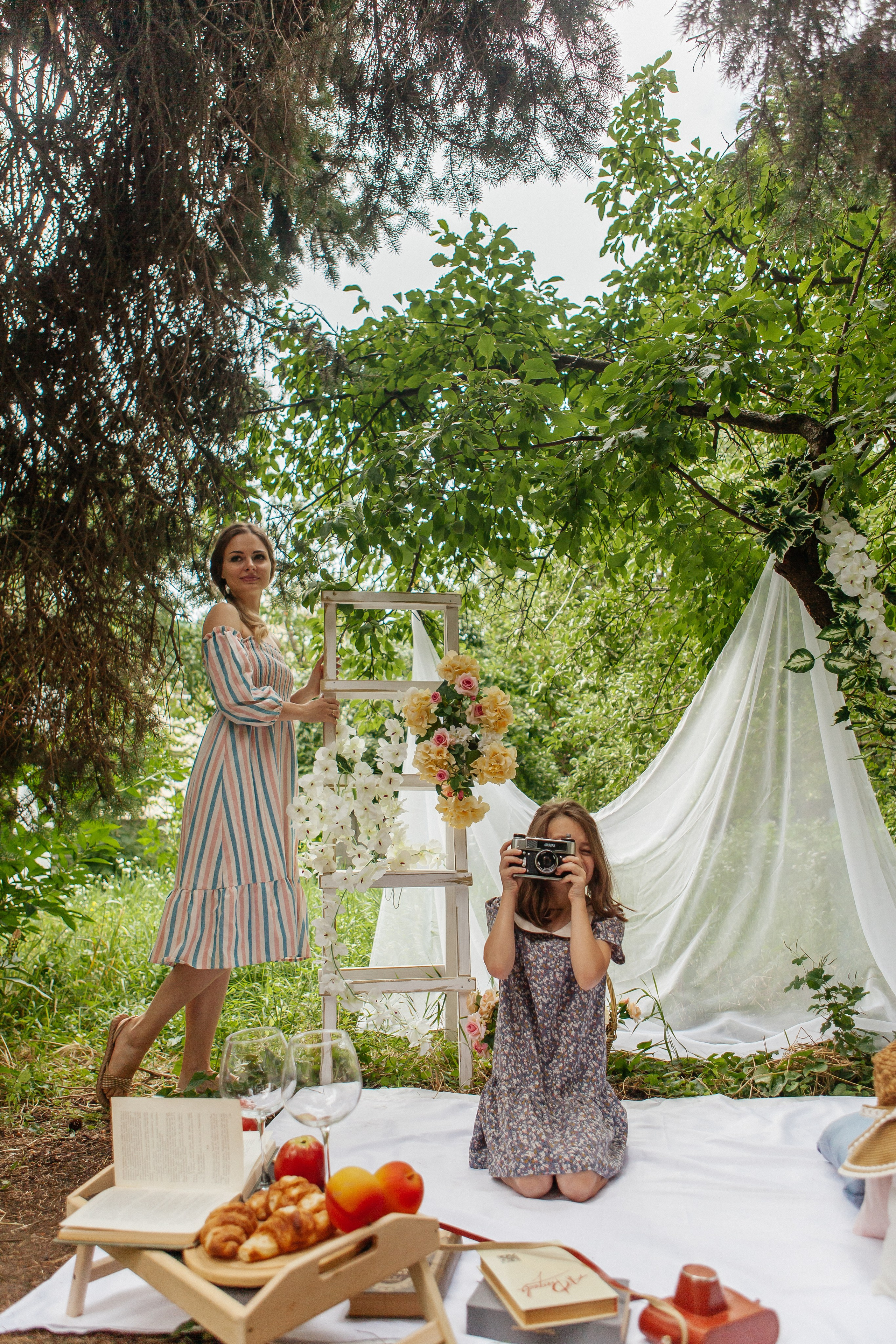 Летняя фотосессия в декорации. Фотограф Ставрополь Пятигорск Елизавета Дарина