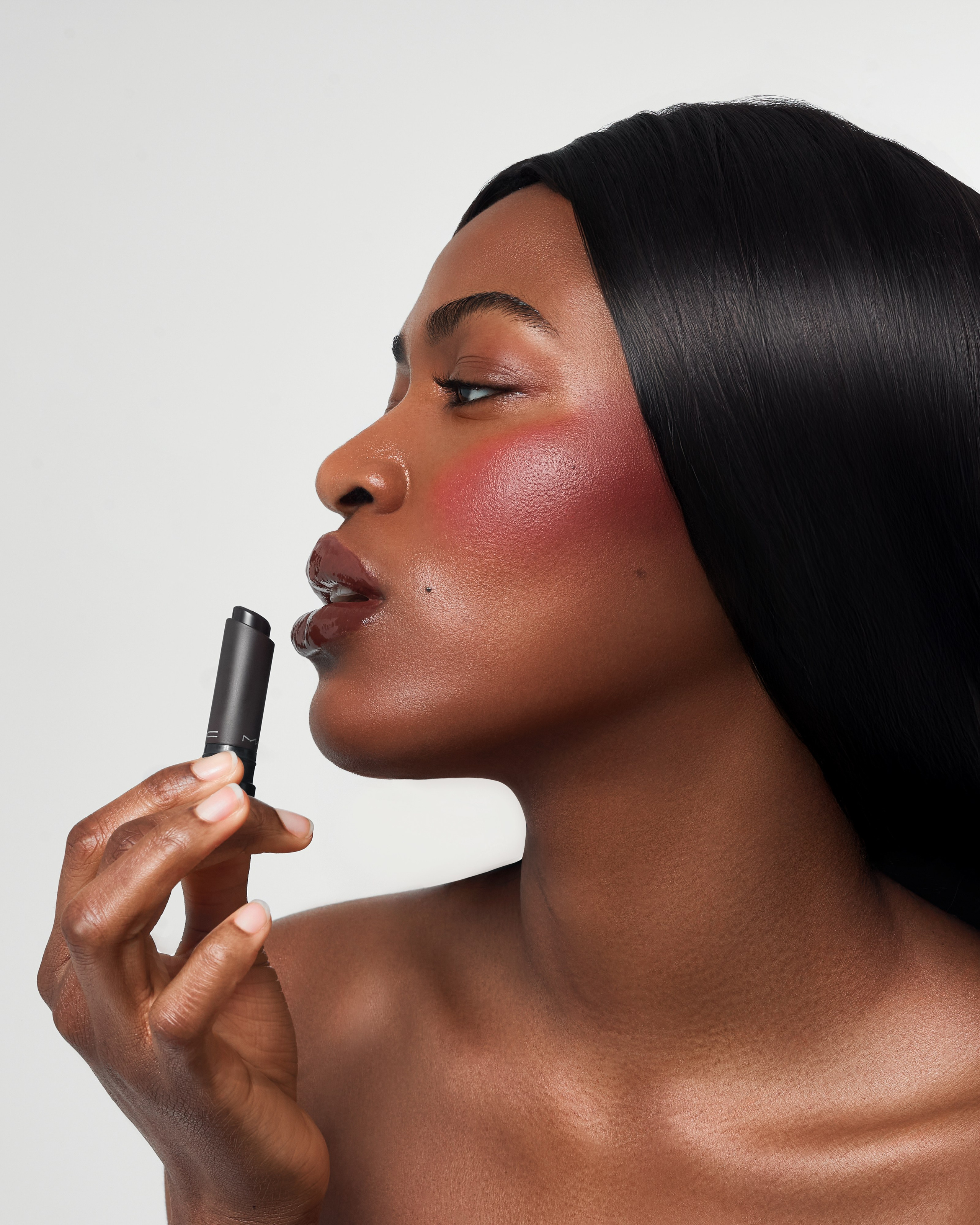 Beauty. Retusher Maryia Buhai