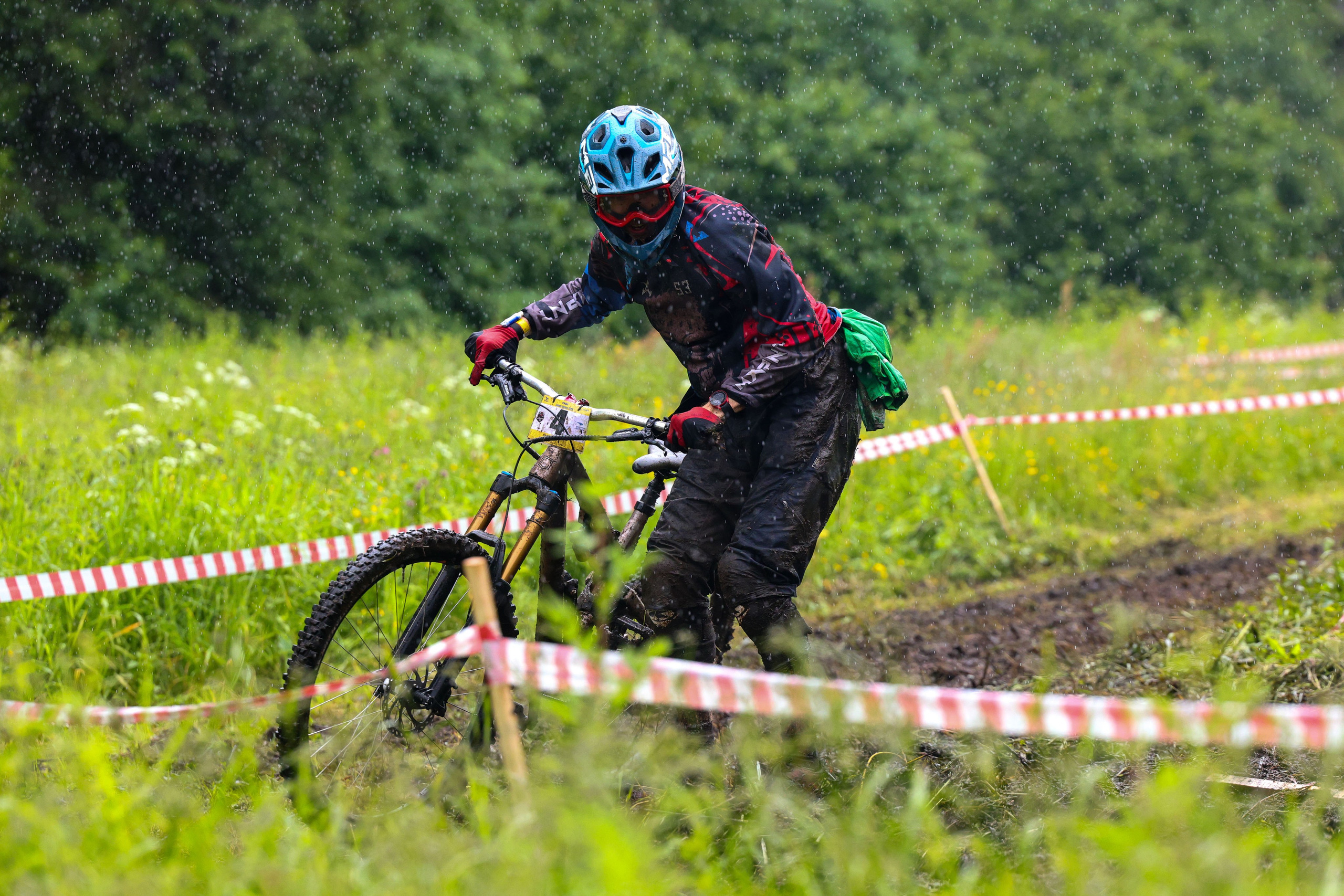 II Этап северо-западной Эндуро серии Золотая Долина 2025. Спортивный фотограф в Санкт-Петербурге Илья Vacool