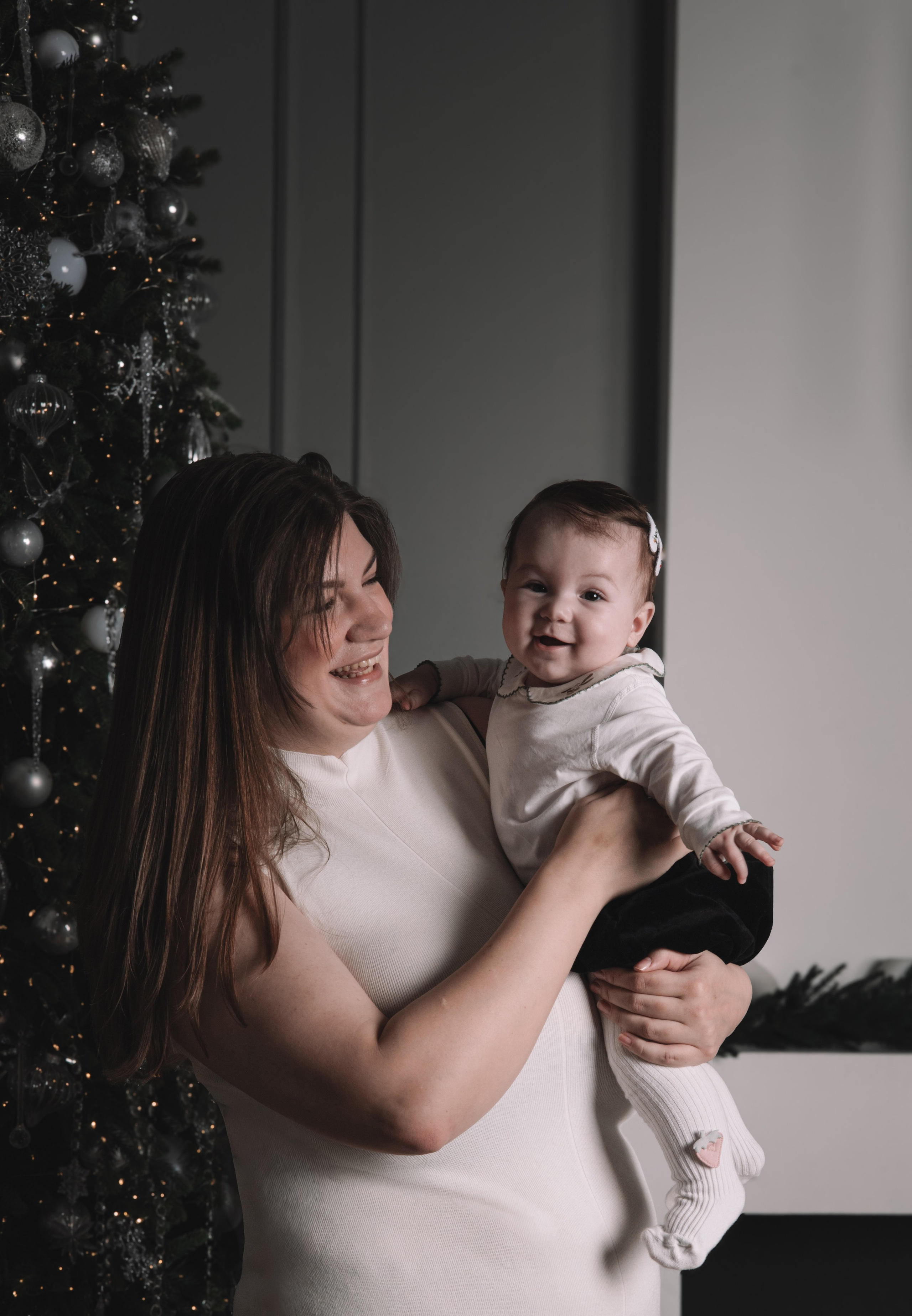 Новогодняя фотосессия прекрасной семьи