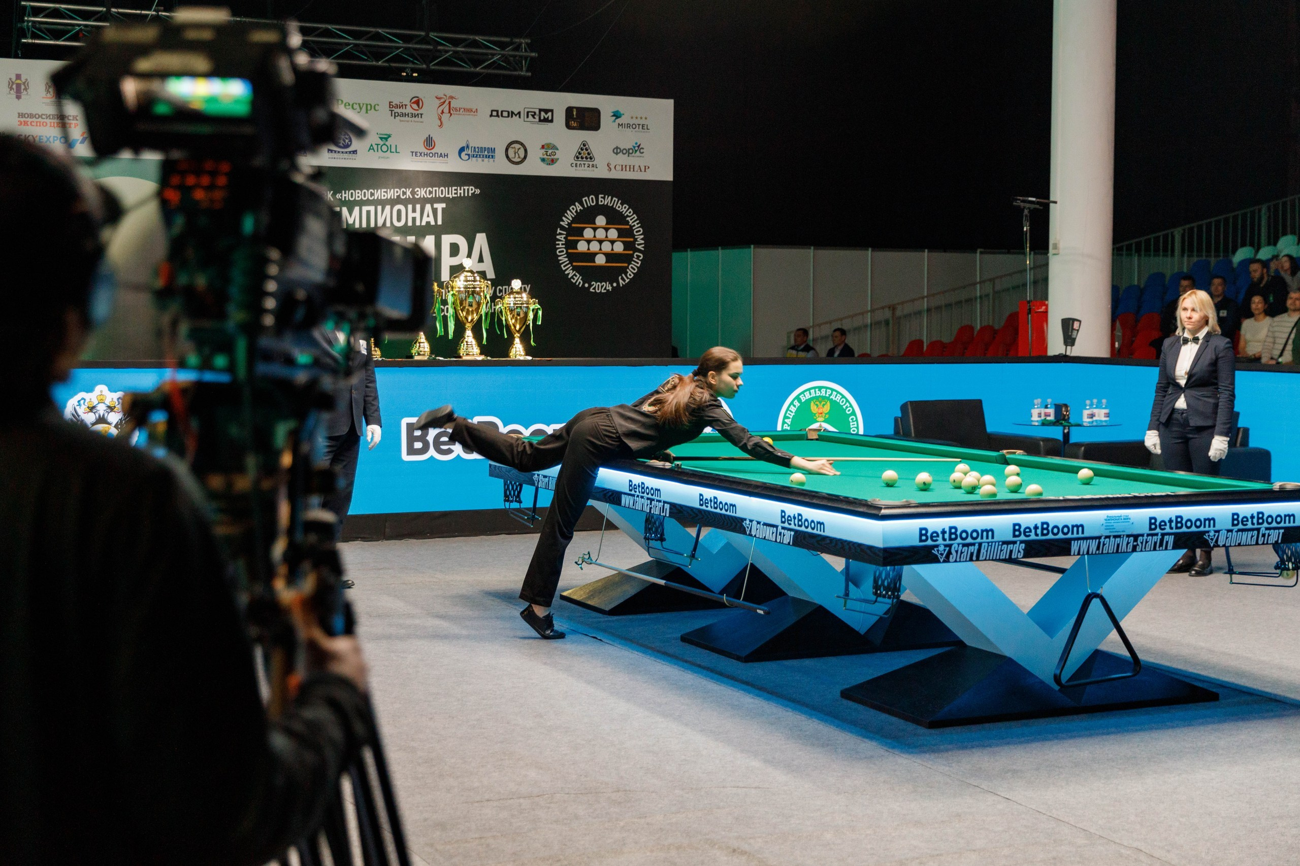 Чемпионат мира по бильярду. Экспоцентр. Репортажный фотограф в Новосибирске Алена Помазунова