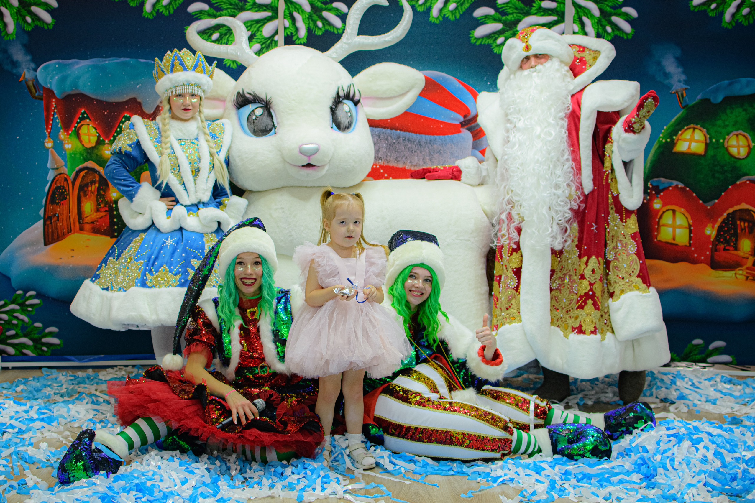 HAPPY NEW YEAR. Photokarish