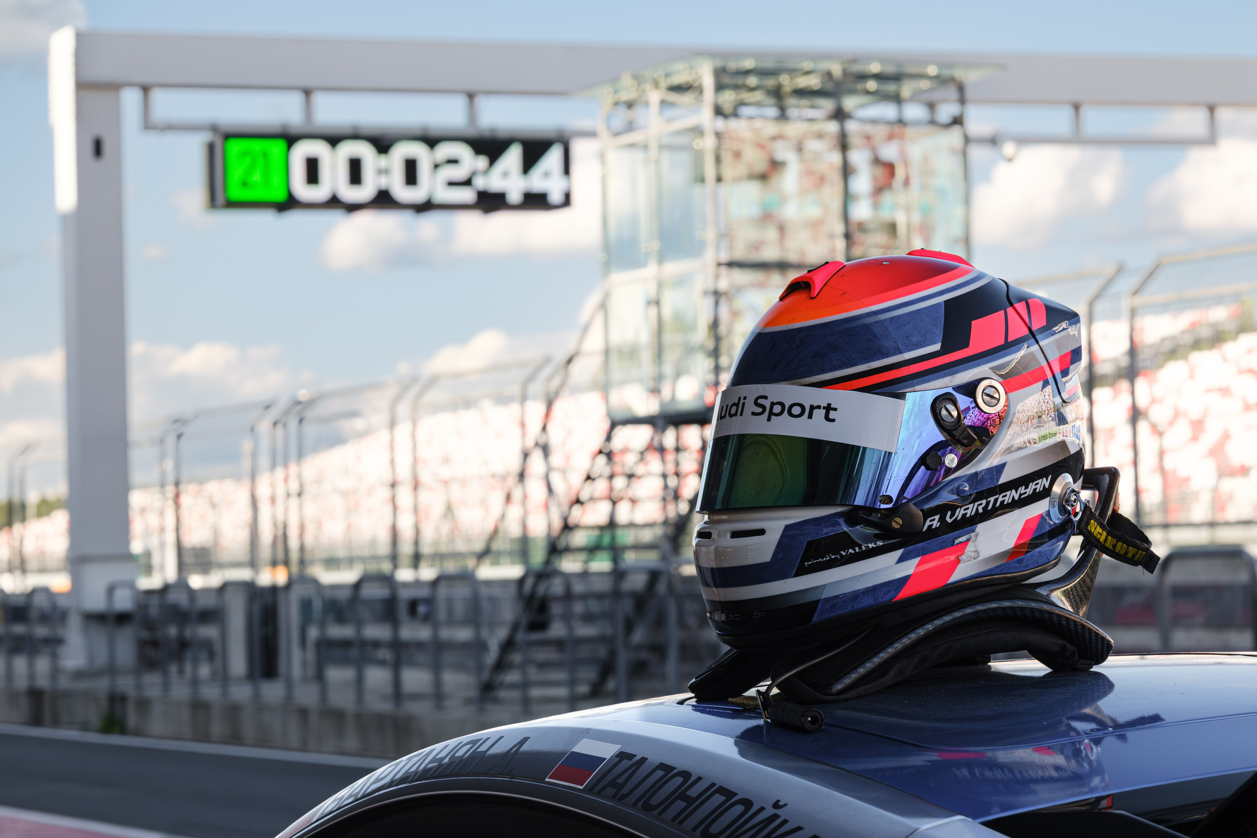 Российская серия гонок на выносливость. Авто и мотоспорт — фотограф Антон Медведев iCoguar