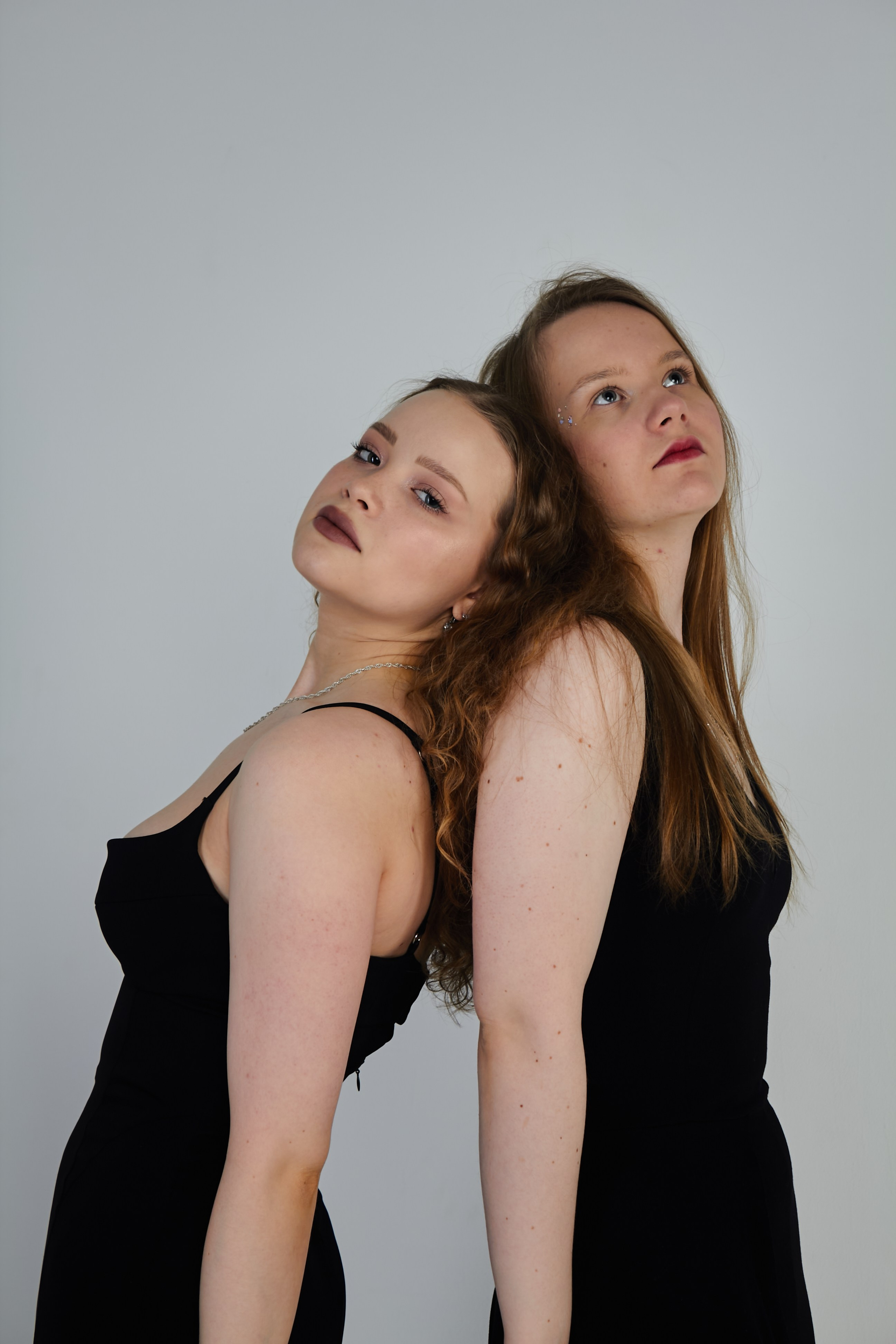 Катя и Оля. Портретный и репортажный фотограф в Москве Алёна Никогосян