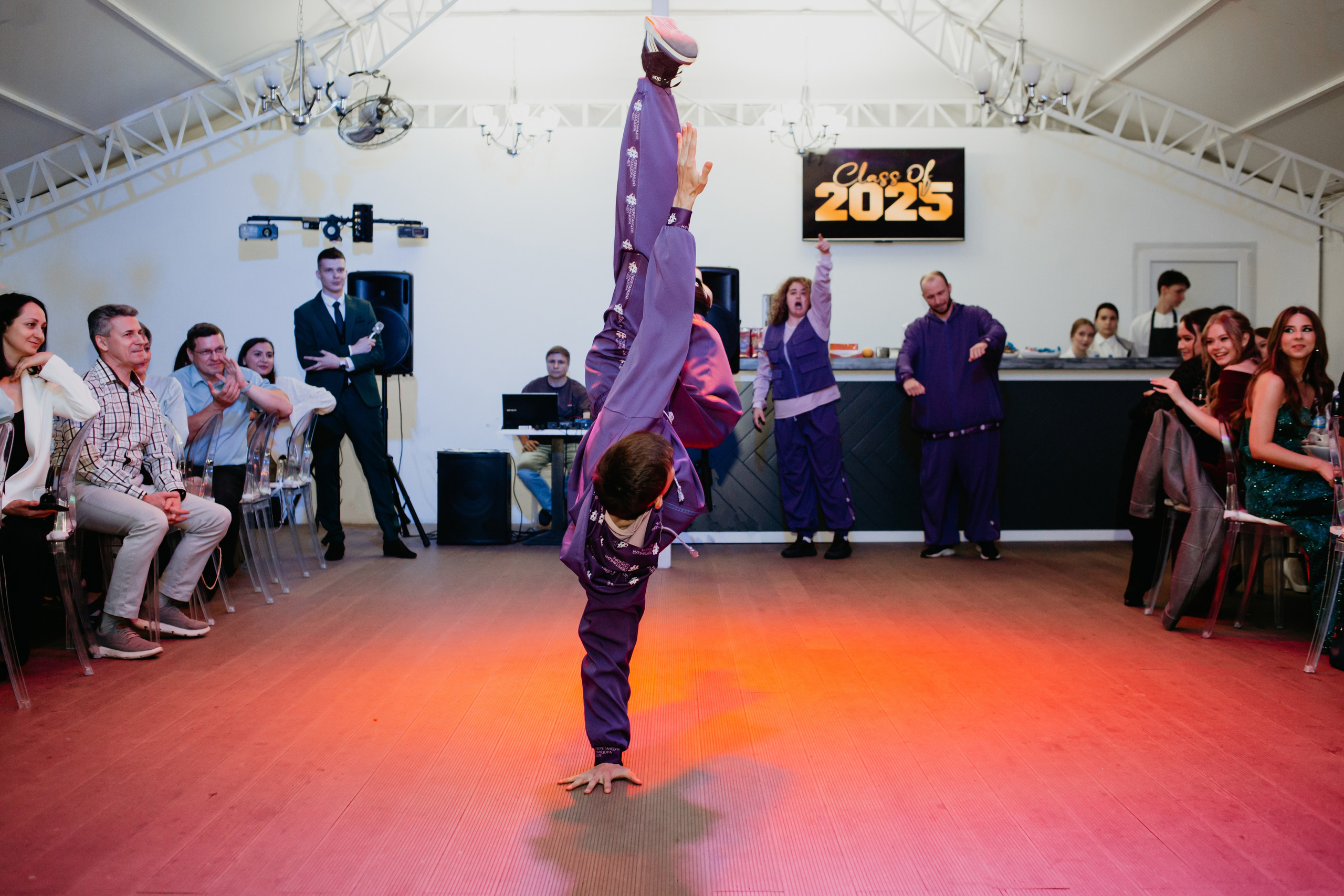 Выпускной 2025 (41 школа) 11 класс. Фотограф в Челябинске Ополихина Анна