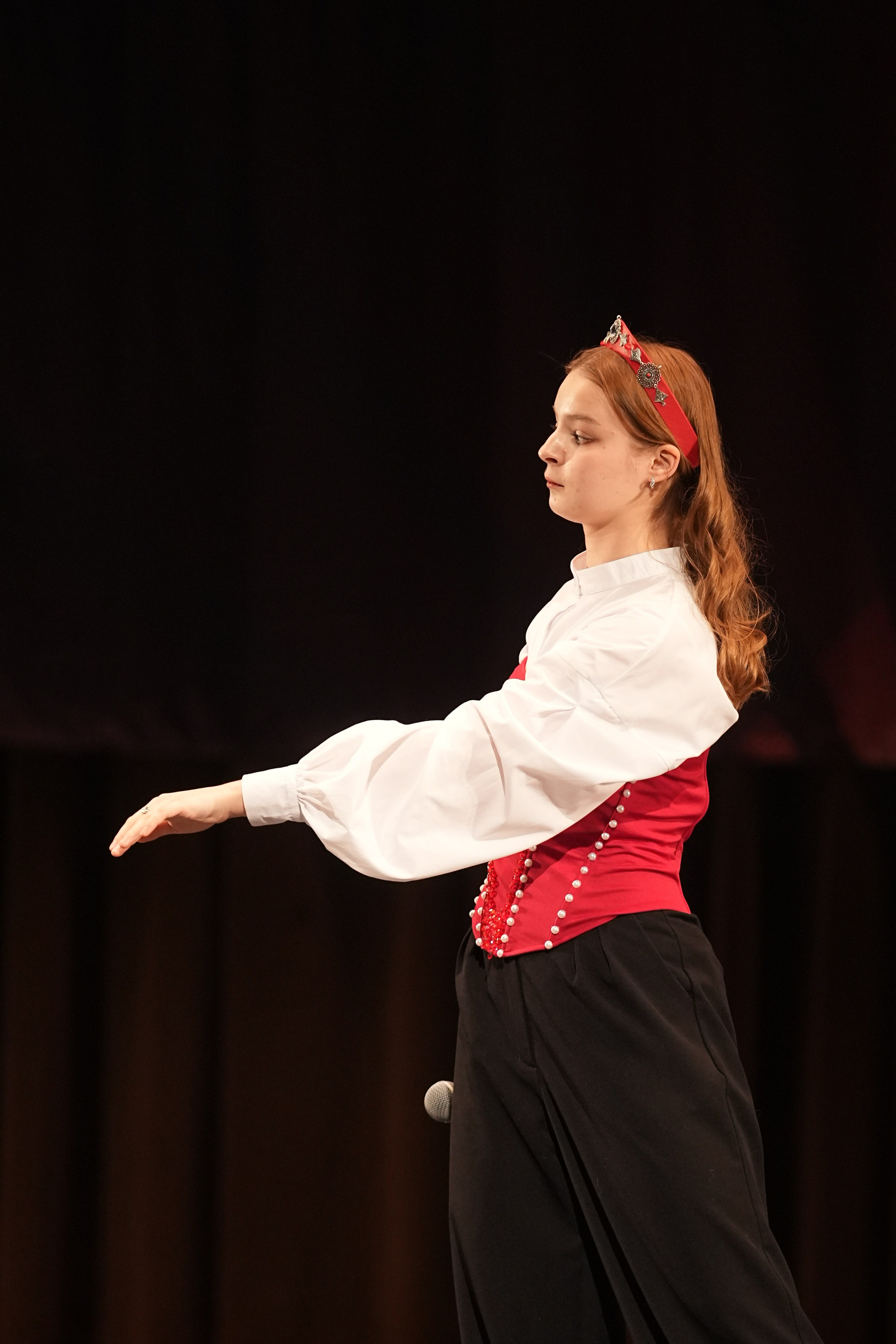 7 декабря, блок 2, г. Москва. Золотое яблочко