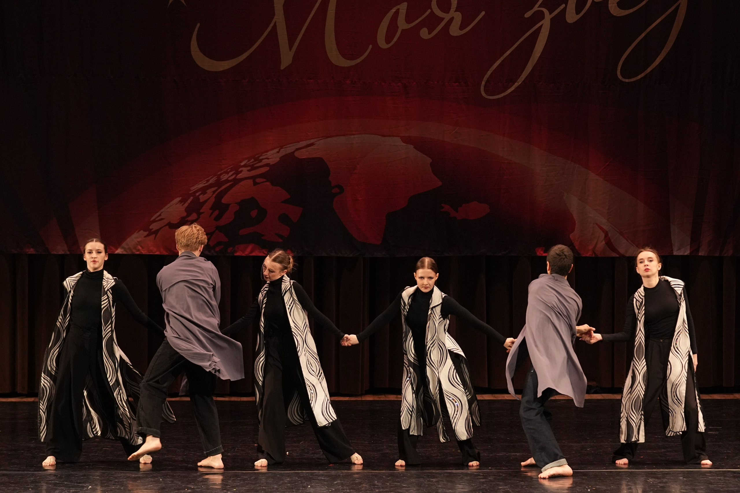 7 декабря, блок 2, г. Москва. Золотое яблочко