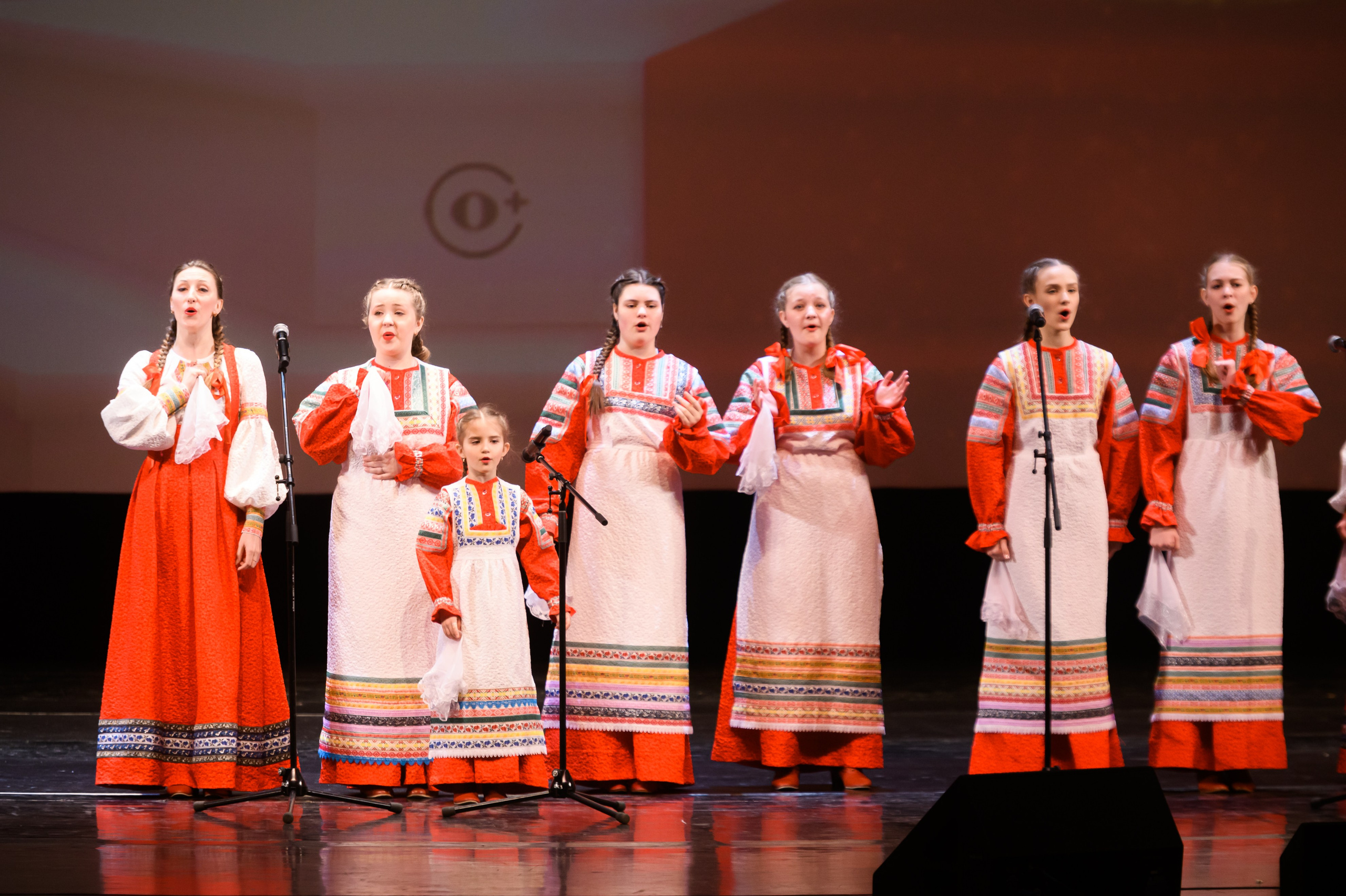 23 апреля, часть 1, БКЗ Октябрьский, г. Санкт-Петербург. Золотое яблочко