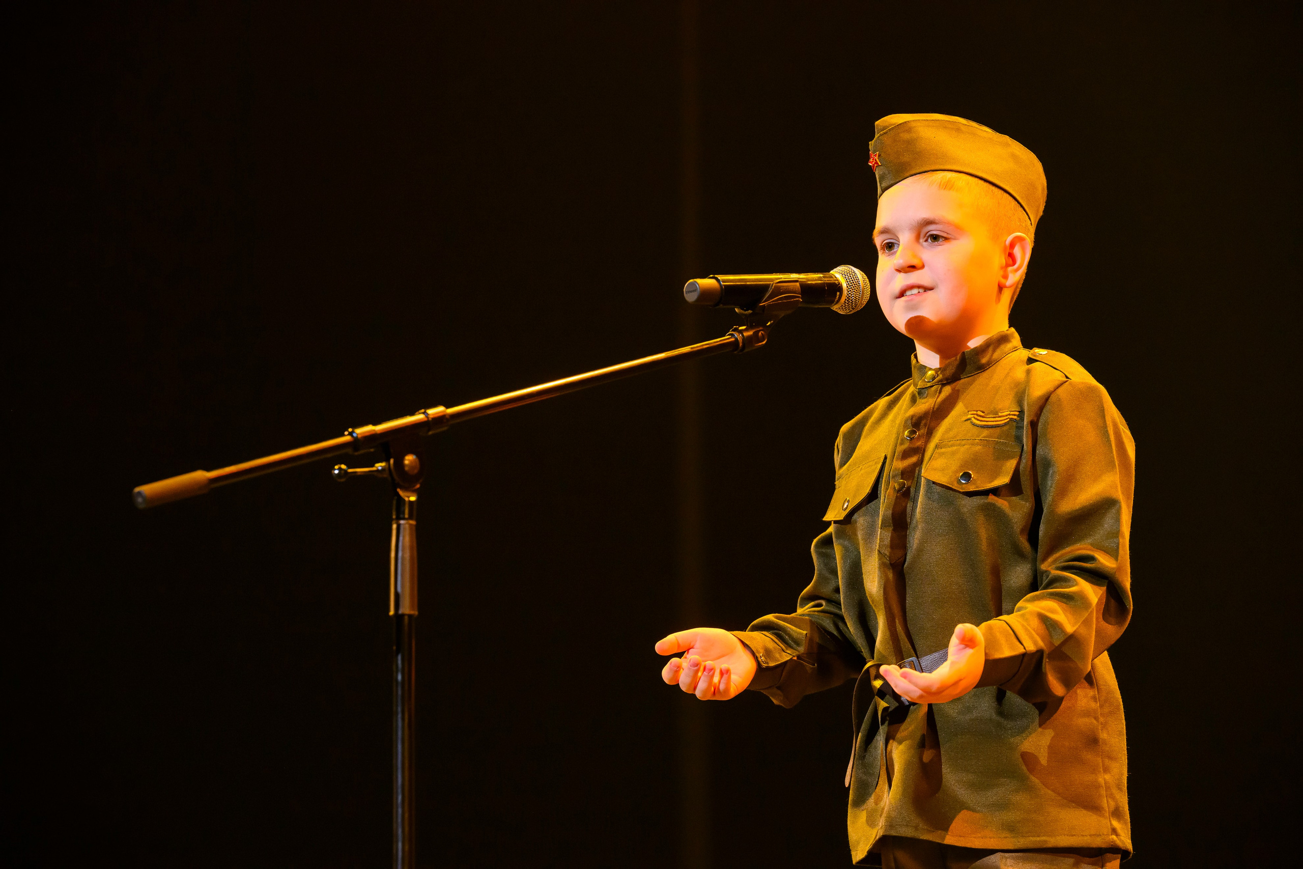 23 апреля, часть 1, БКЗ Октябрьский, г. Санкт-Петербург. Золотое яблочко