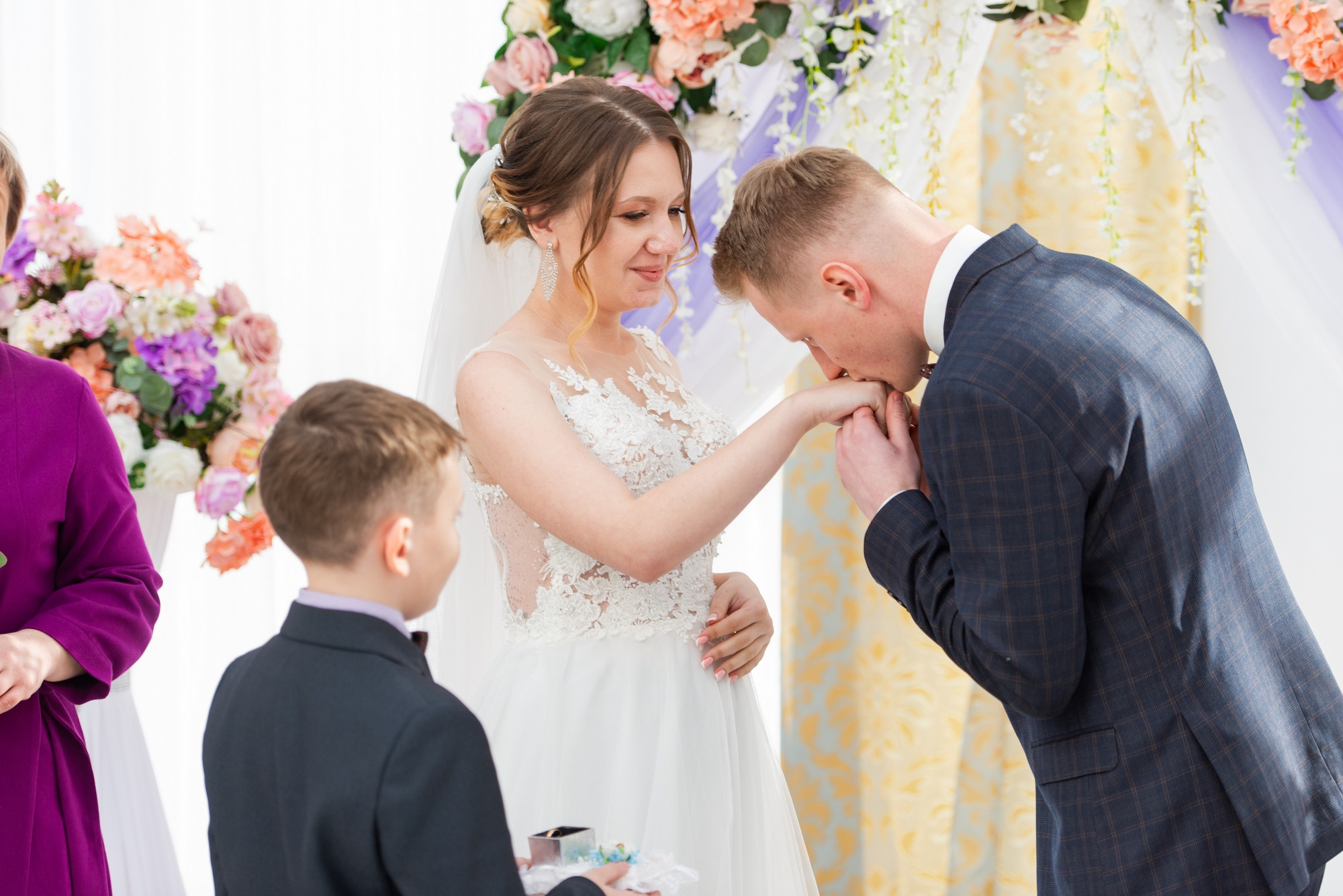 Свадебный и семейный фотограф в Омске Мормулев Михаил. Свадебный и семейный фотограф в Омске Мормулев Михаил
