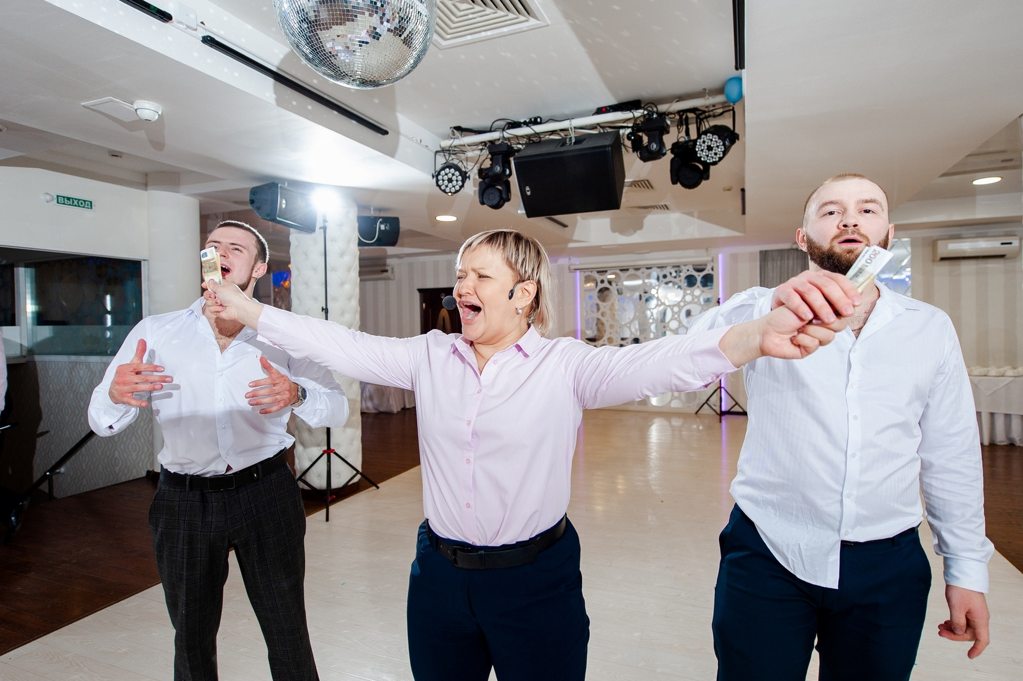 Свадебный и семейный фотограф в Омске Мормулев Михаил. Свадебный и семейный фотограф в Омске Мормулев Михаил