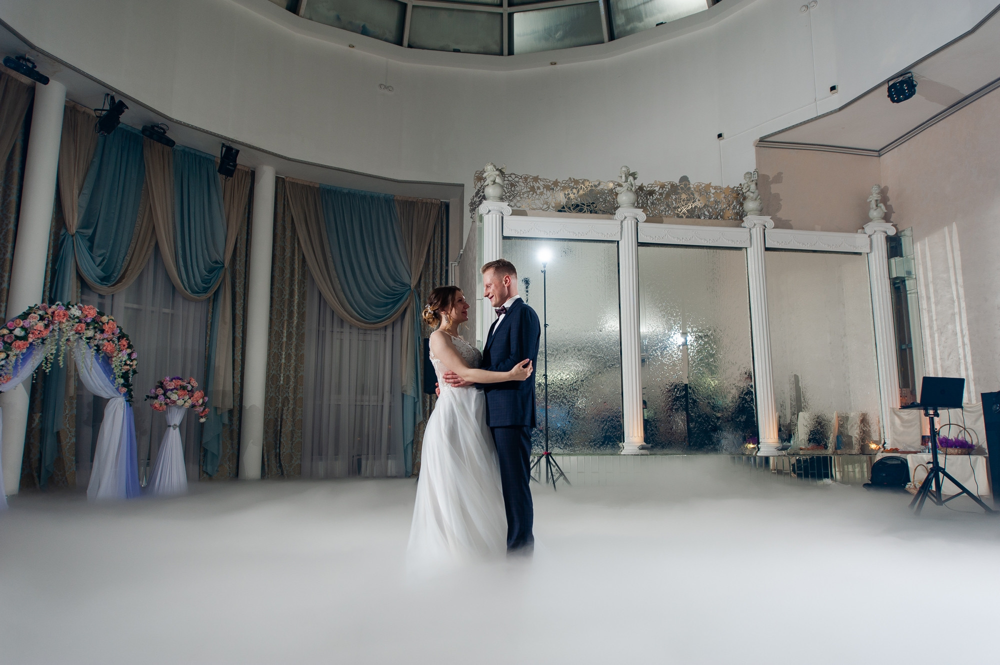 Свадебный и семейный фотограф в Омске Мормулев Михаил. Свадебный и семейный фотограф в Омске Мормулев Михаил