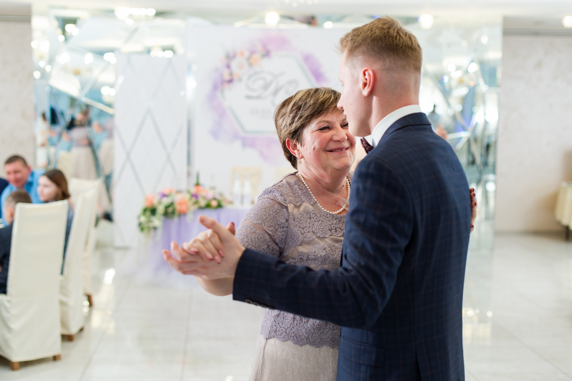 Свадебный и семейный фотограф в Омске Мормулев Михаил. Свадебный и семейный фотограф в Омске Мормулев Михаил