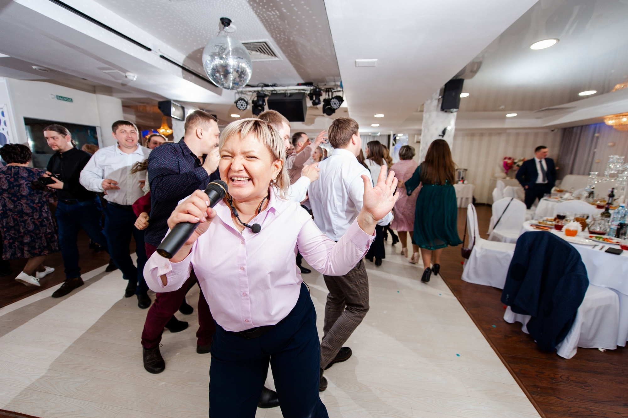 Свадебный и семейный фотограф в Омске Мормулев Михаил. Свадебный и семейный фотограф в Омске Мормулев Михаил