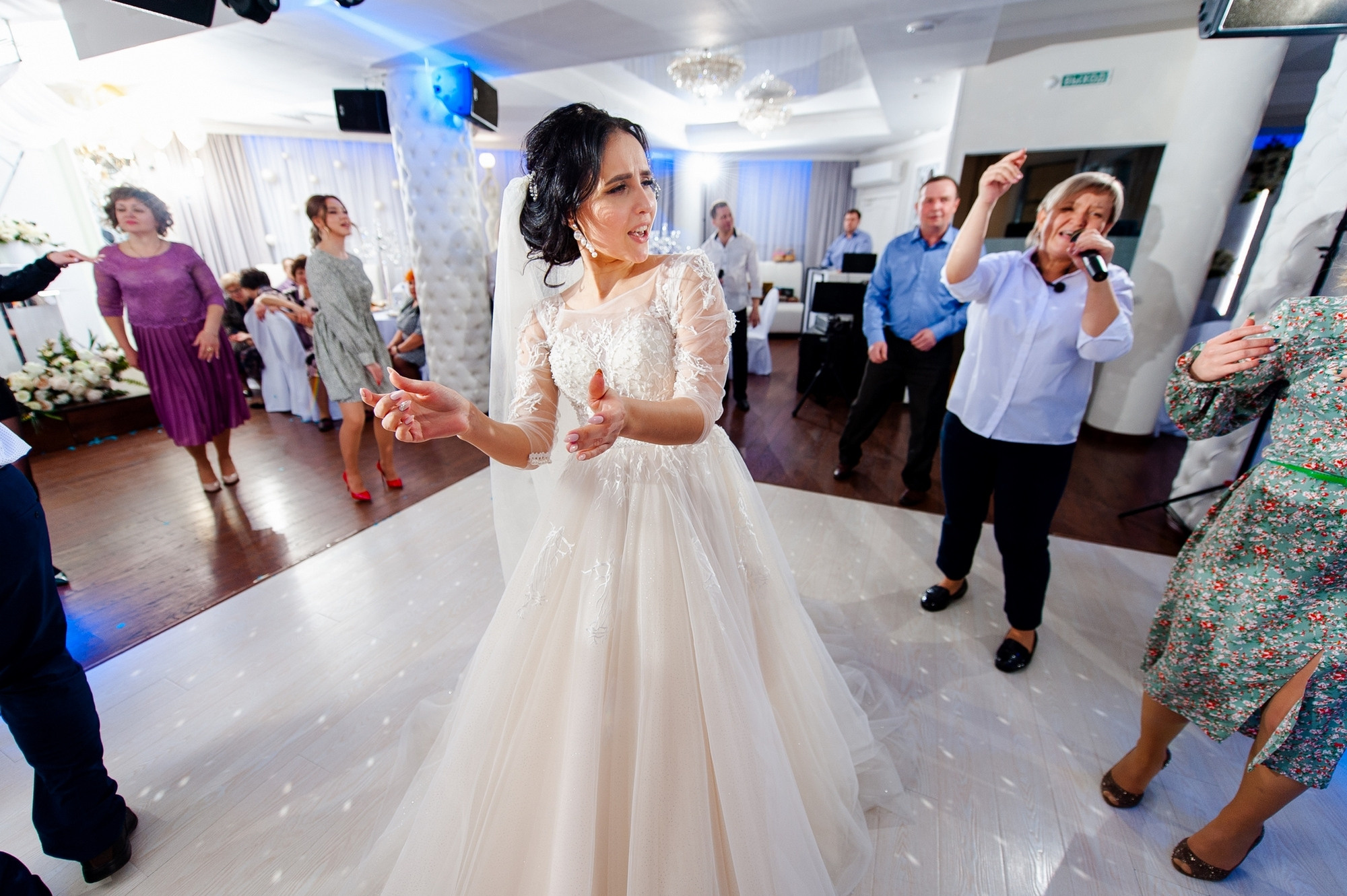 Свадебный и семейный фотограф в Омске Мормулев Михаил. Свадебный и семейный фотограф в Омске Мормулев Михаил