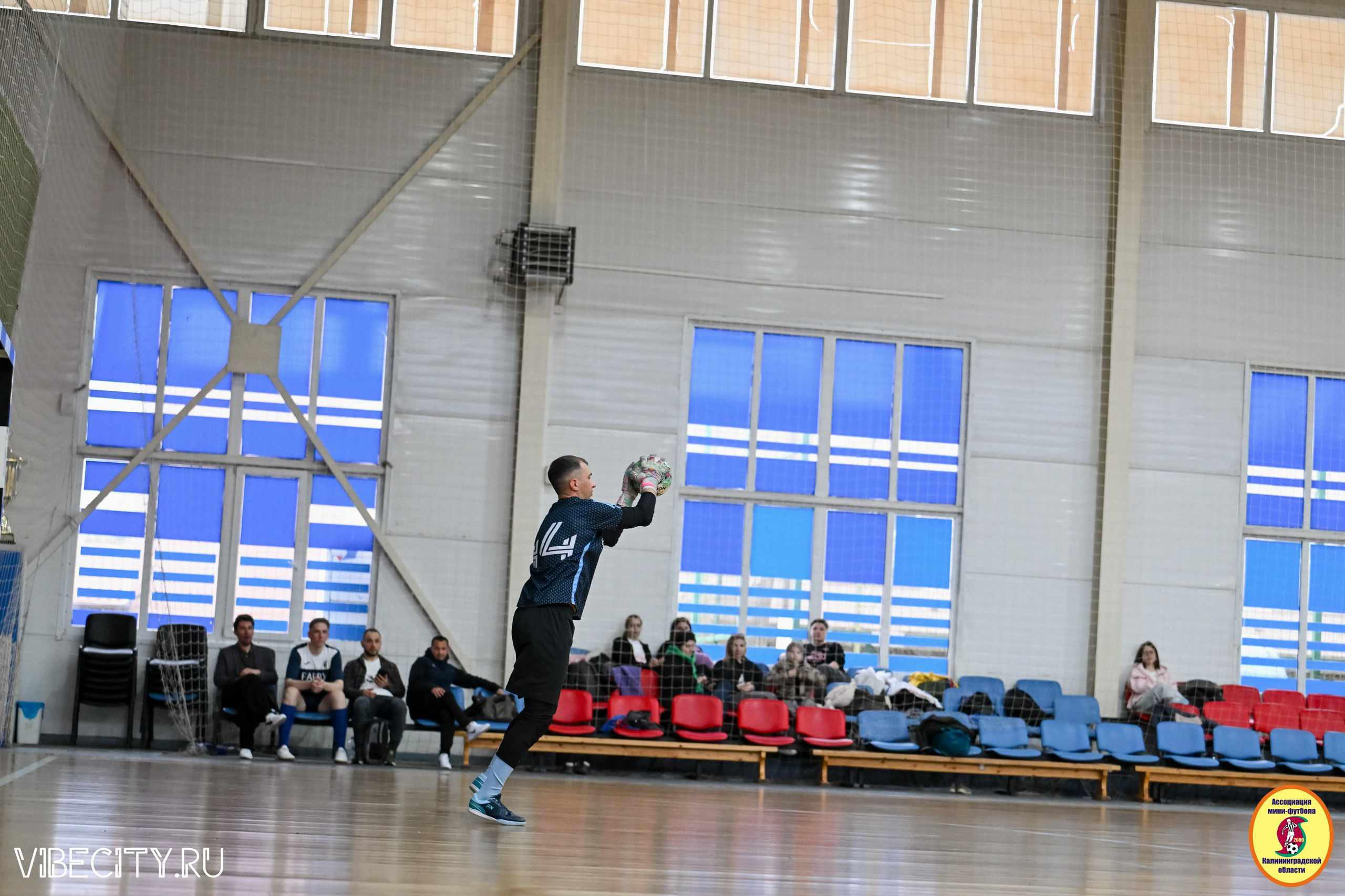 8 тур Корпоративной Бизнес-Лиги по футзалу. VIBECITY.RU Вайб Сити Ру Фоторепортажи Фотоотчеты Калининград