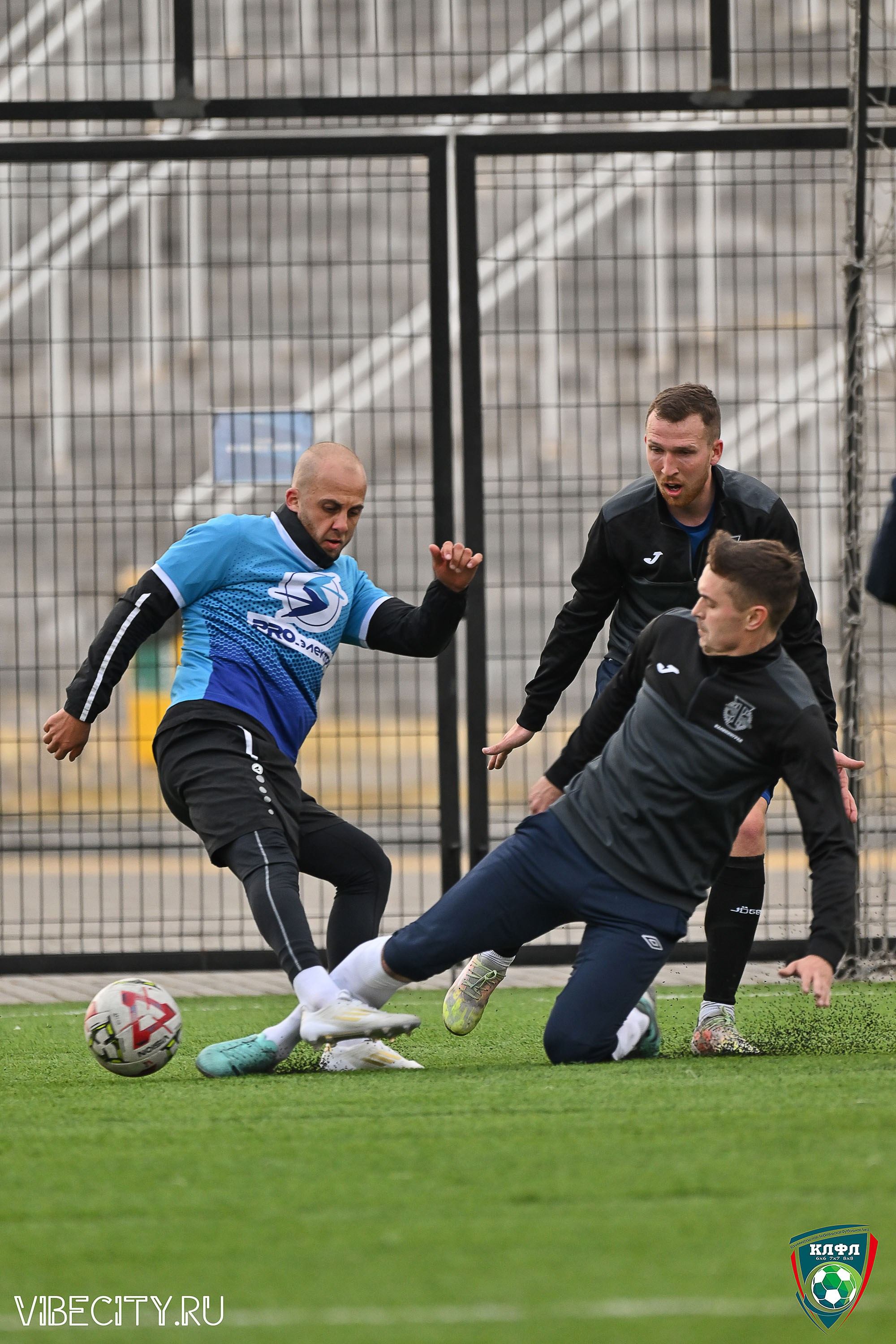 XX ЧЕМПИОНАТ КАЛИНИНГРАДСКОЙ ЛФЛ КАНЦМАРКЕТ39 сезона 2024–2025 гг. VIBECITY.RU Вайб Сити Ру Фоторепортажи Фотоотчеты Калининград