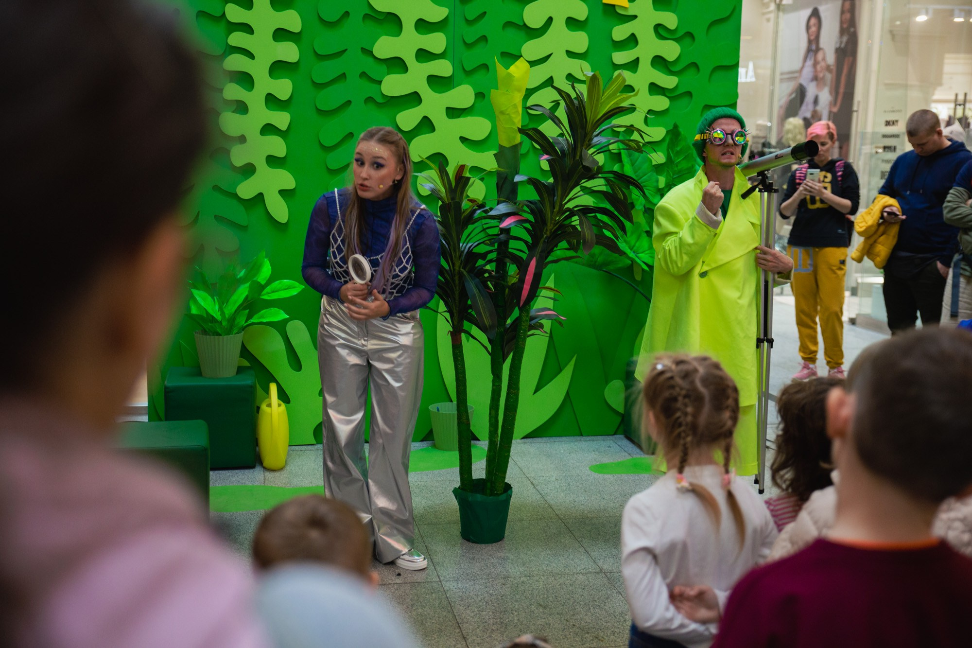 Сказка в ТЦ Океания. Репортажный и концертный фотограф в Москве Анастасия Осень