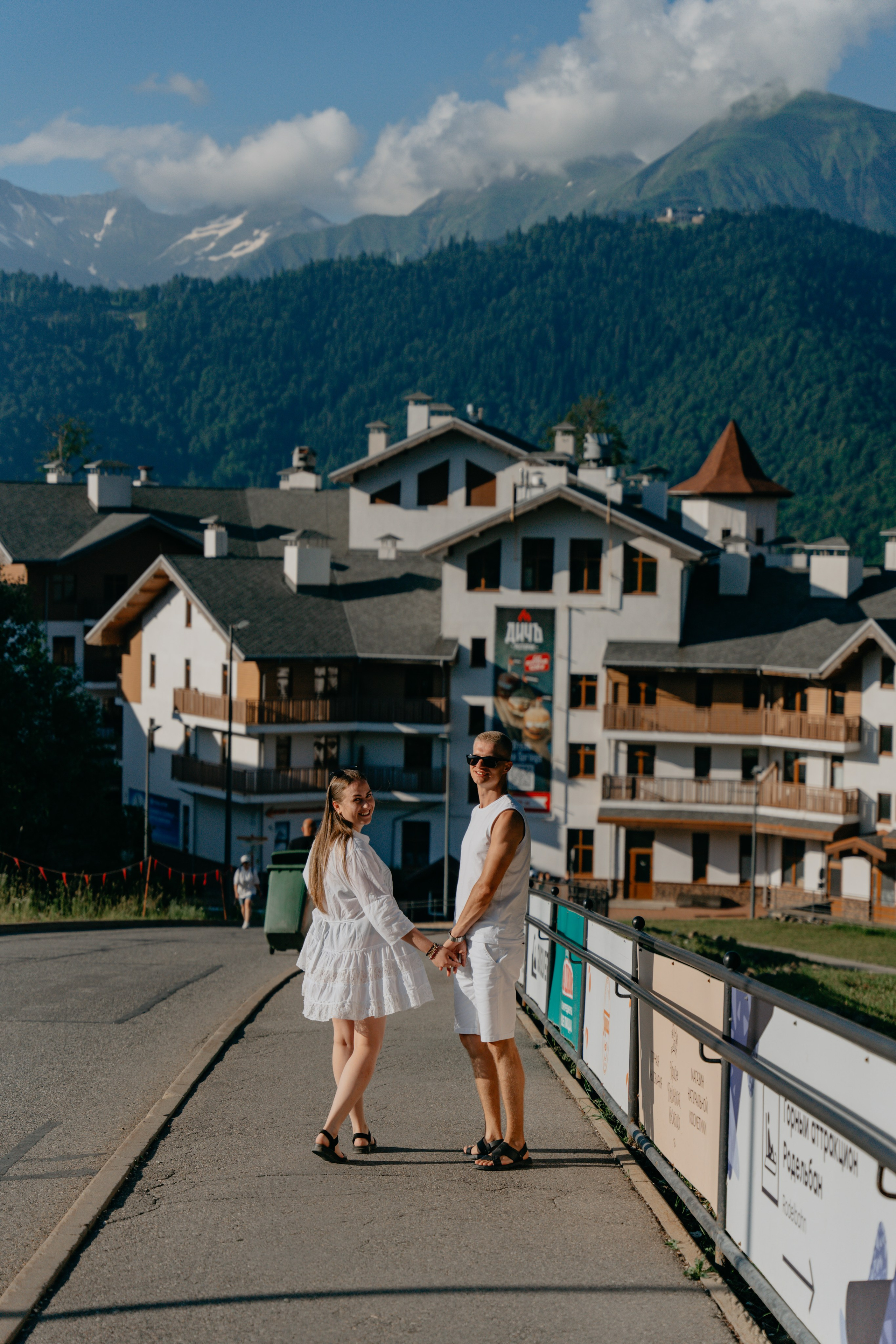 Увози за сто морей